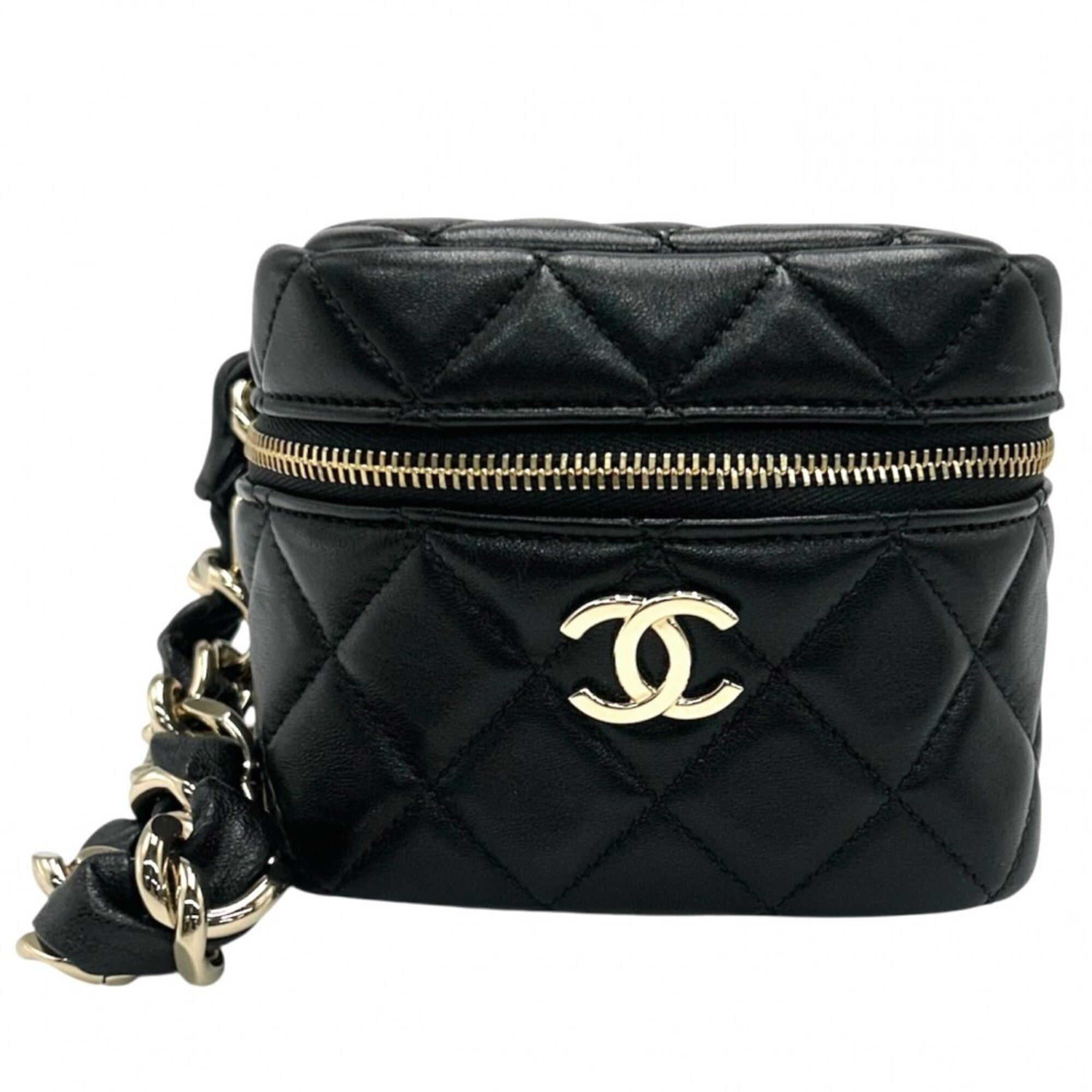 Chanel Matelasse Black Leather Handbag (Pre-Owned)