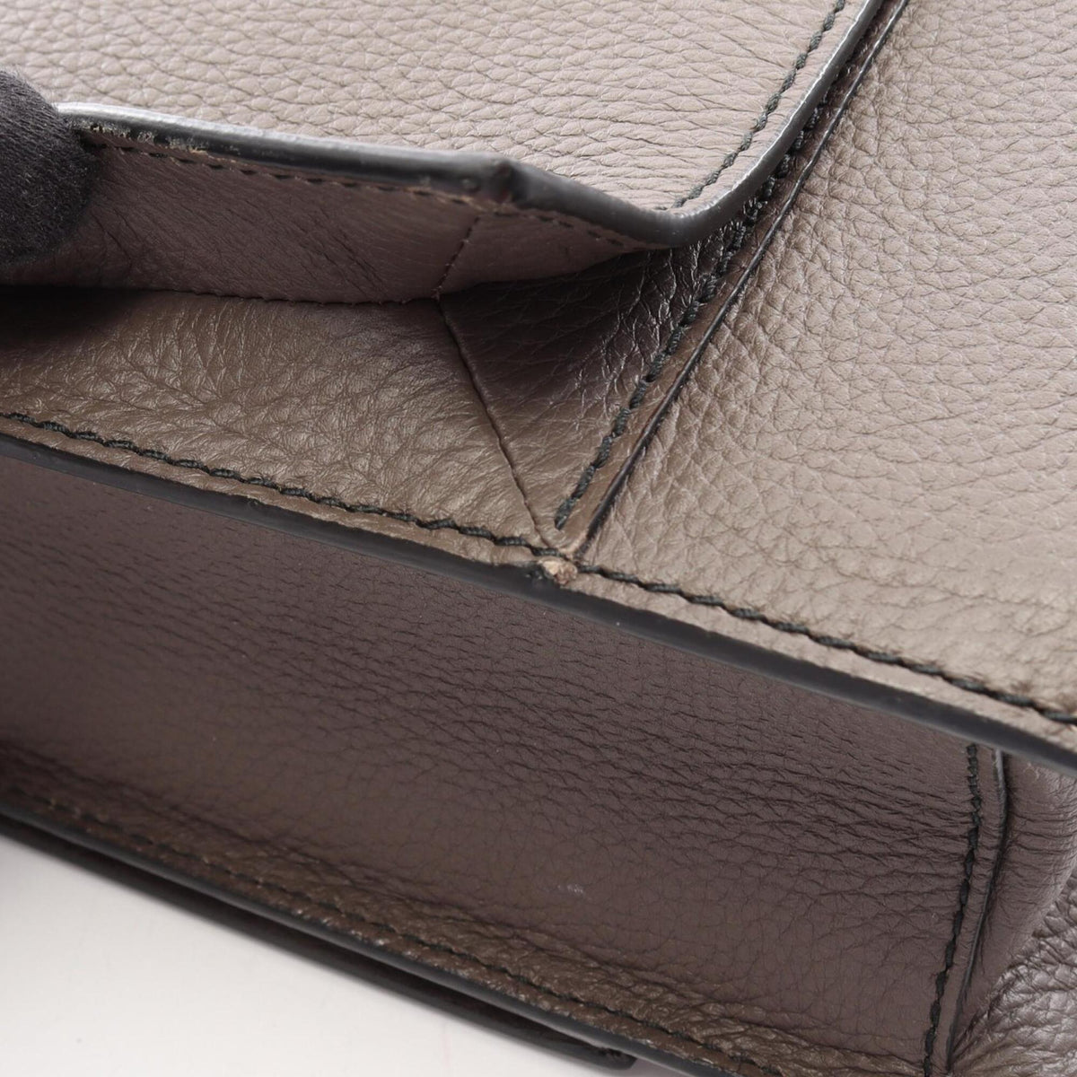 Bottega Veneta Gray Leather Briefcase Handbag (Pre-Owned)