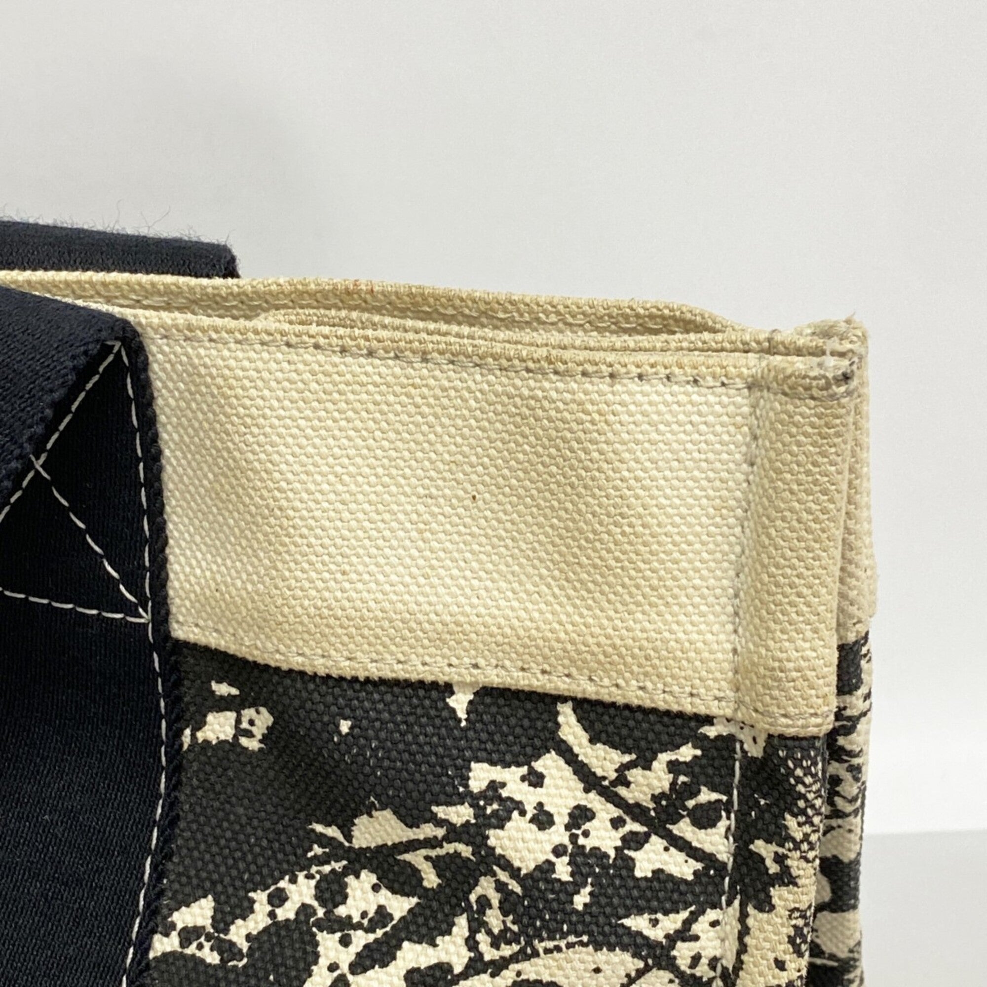 Hermes Black White Canvas Tote Bag (Pre-Owned)