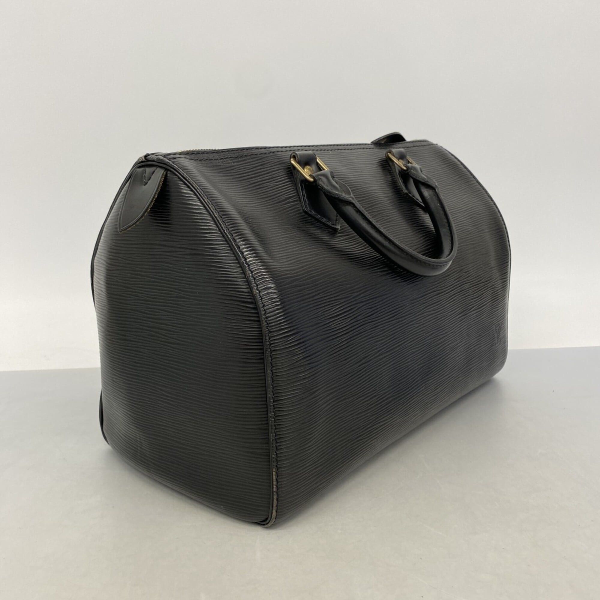 Louis Vuitton Noir Handbag (Pre-Owned)