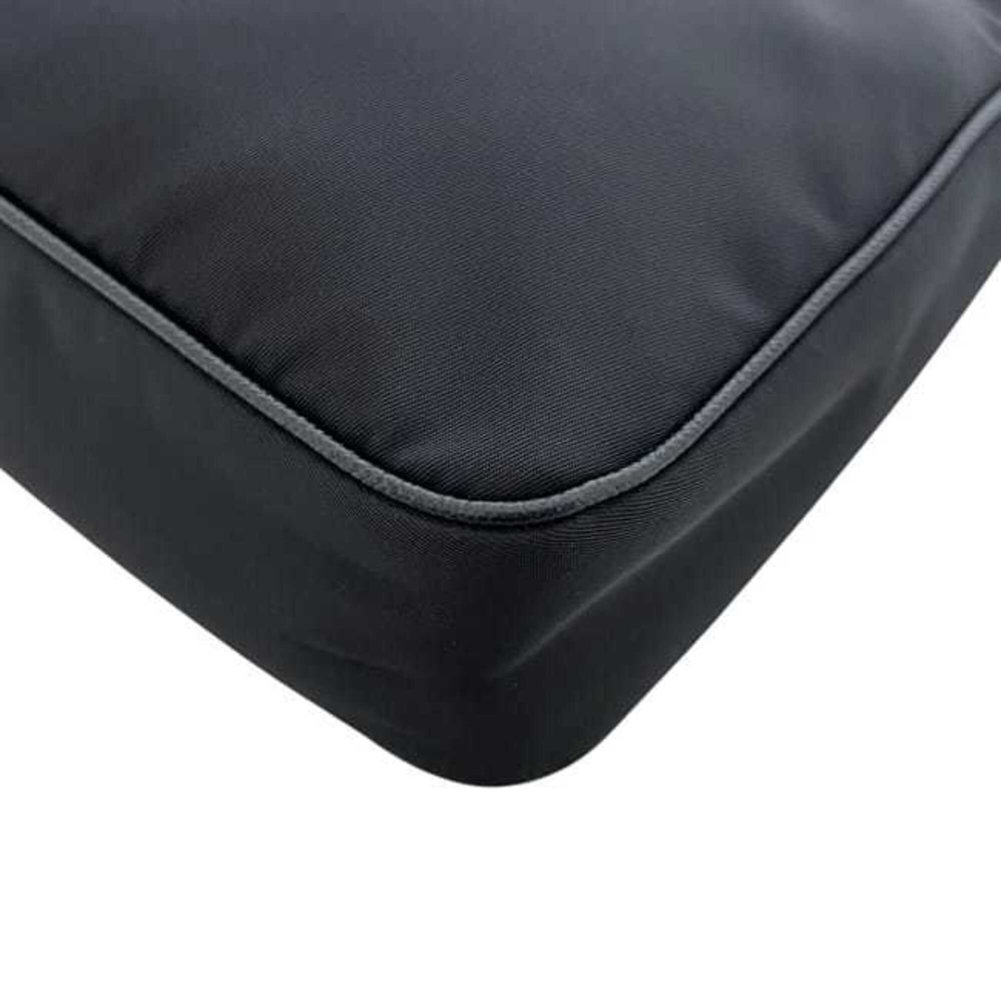 Prada Black Nero Nylon Shoulder Bag (Pre-Owned)