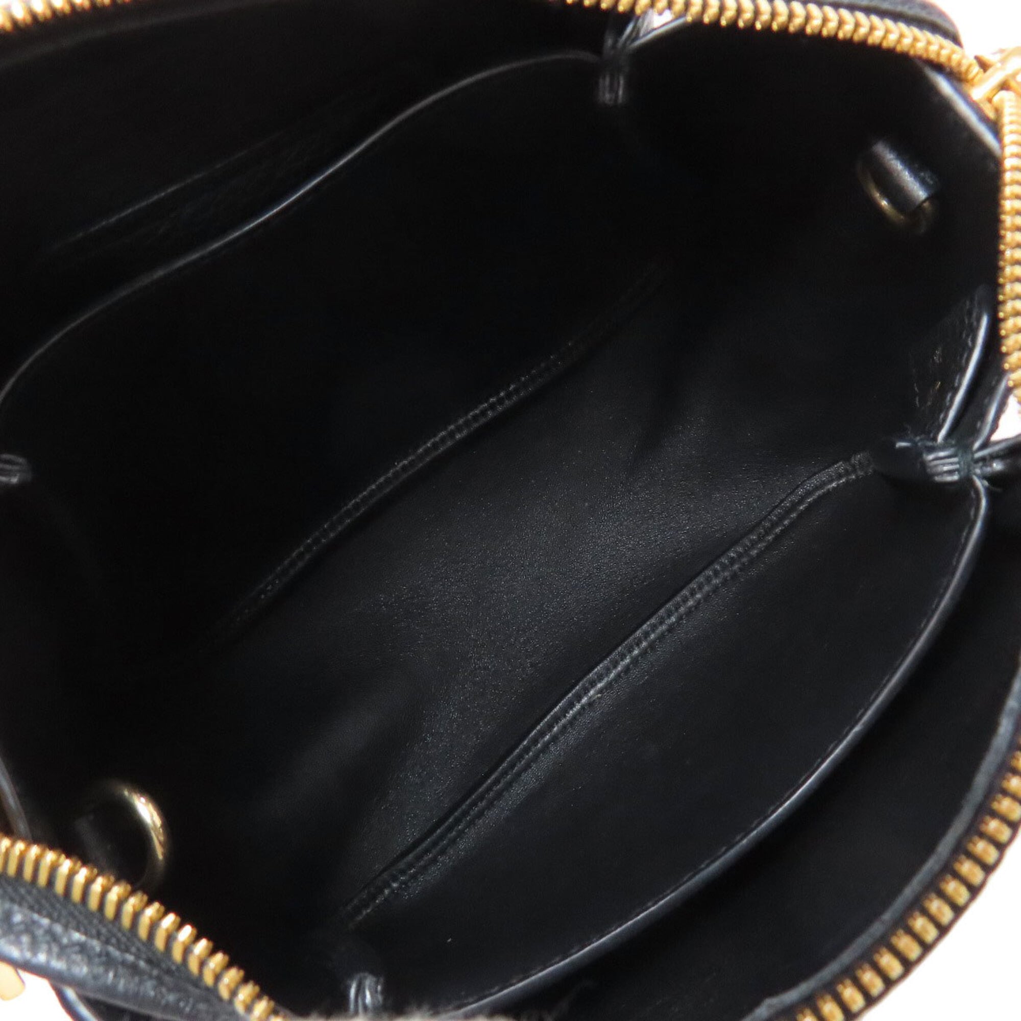 Prada Black Leather Handbag (Pre-Owned)