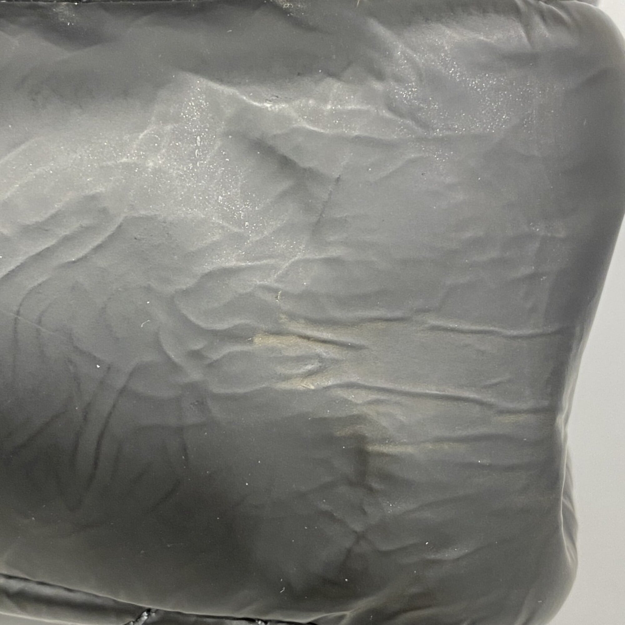 Chanel Black Leather Shoulder Bag (Pre-Owned)