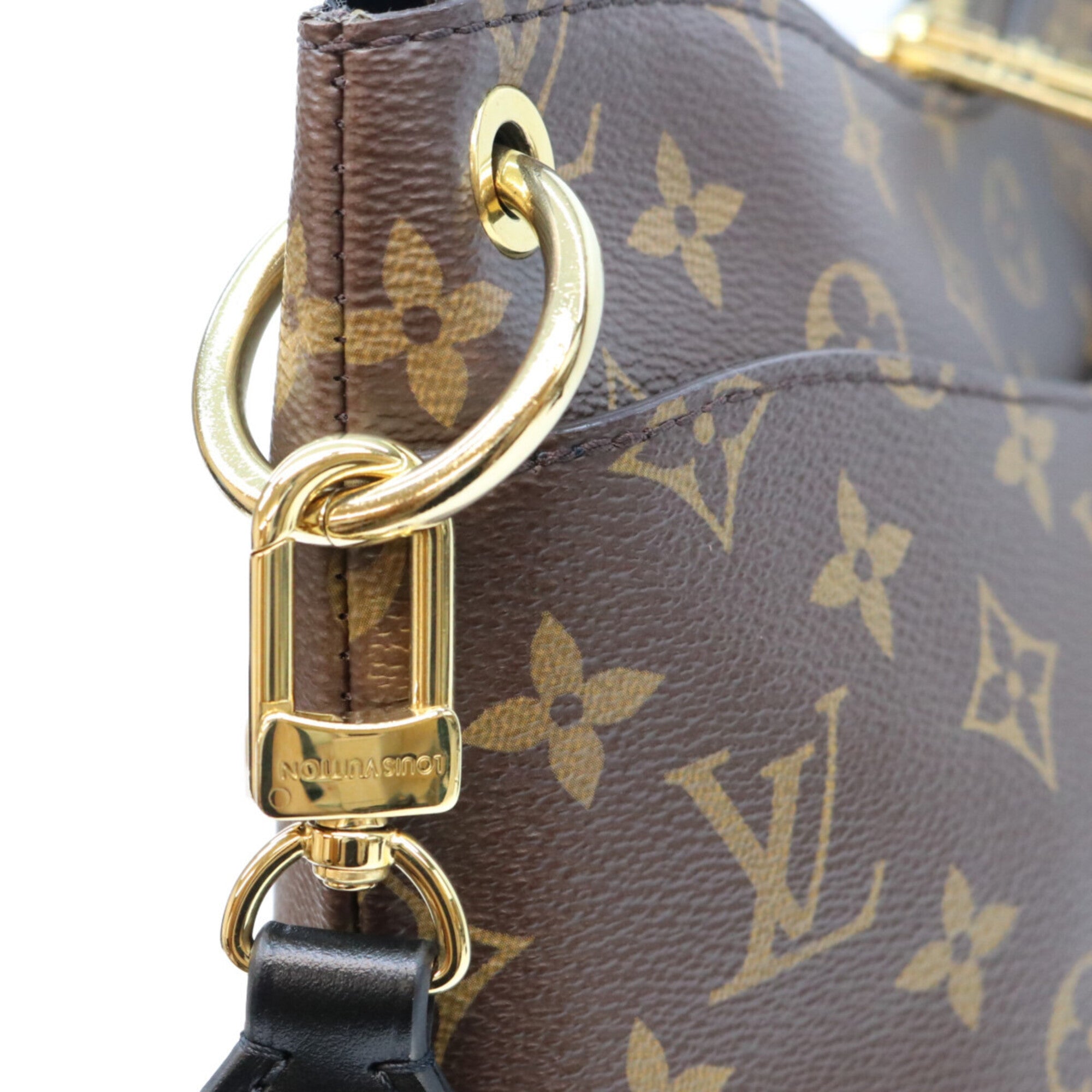 Louis Vuitton Brown Monogram Shoulder Bag (Pre-Owned)