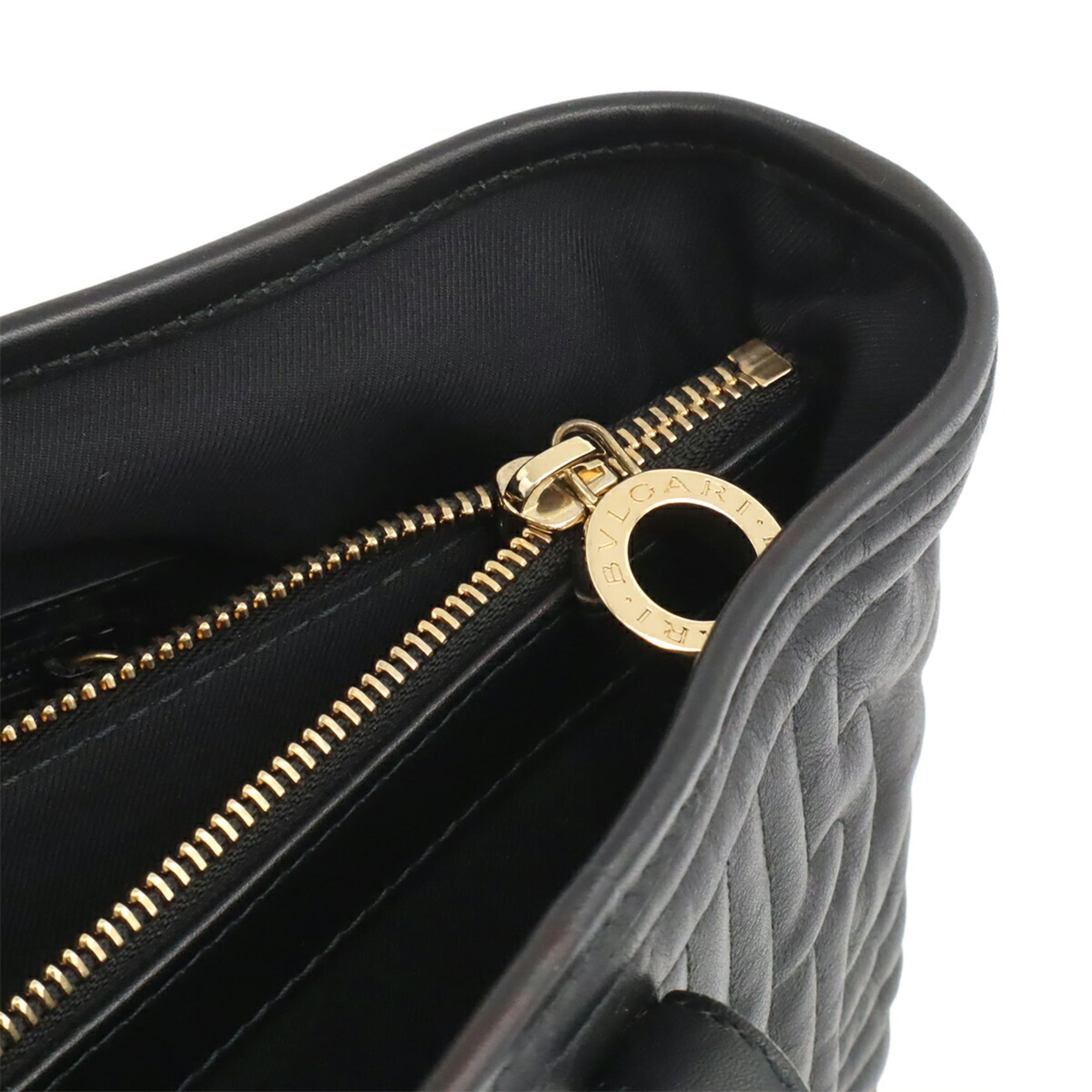 Bvlgari Black Quilting Shoulder Bag Tote Bag (Pre-Owned)
