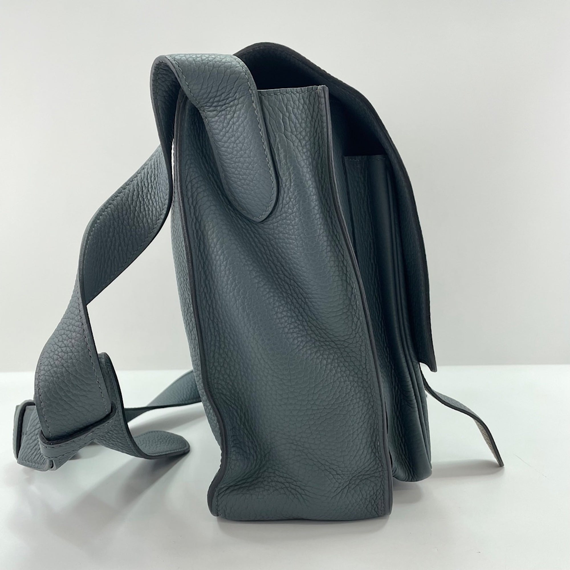Hermes Gray Shoulder Bag (Pre-Owned)
