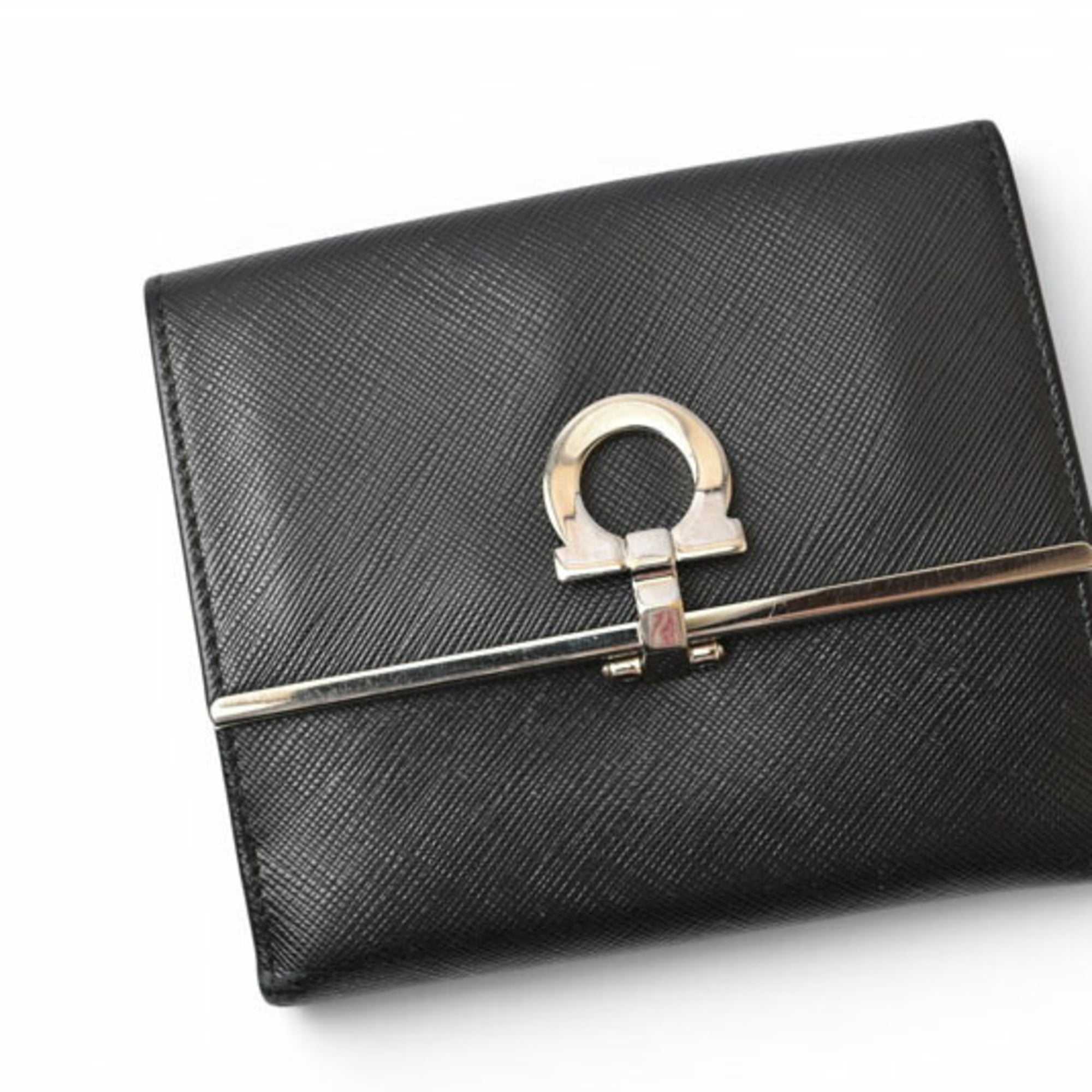 Salvatore Ferragamo Gancini Black Leather Wallet (Bi-Fold) (Pre-Owned)