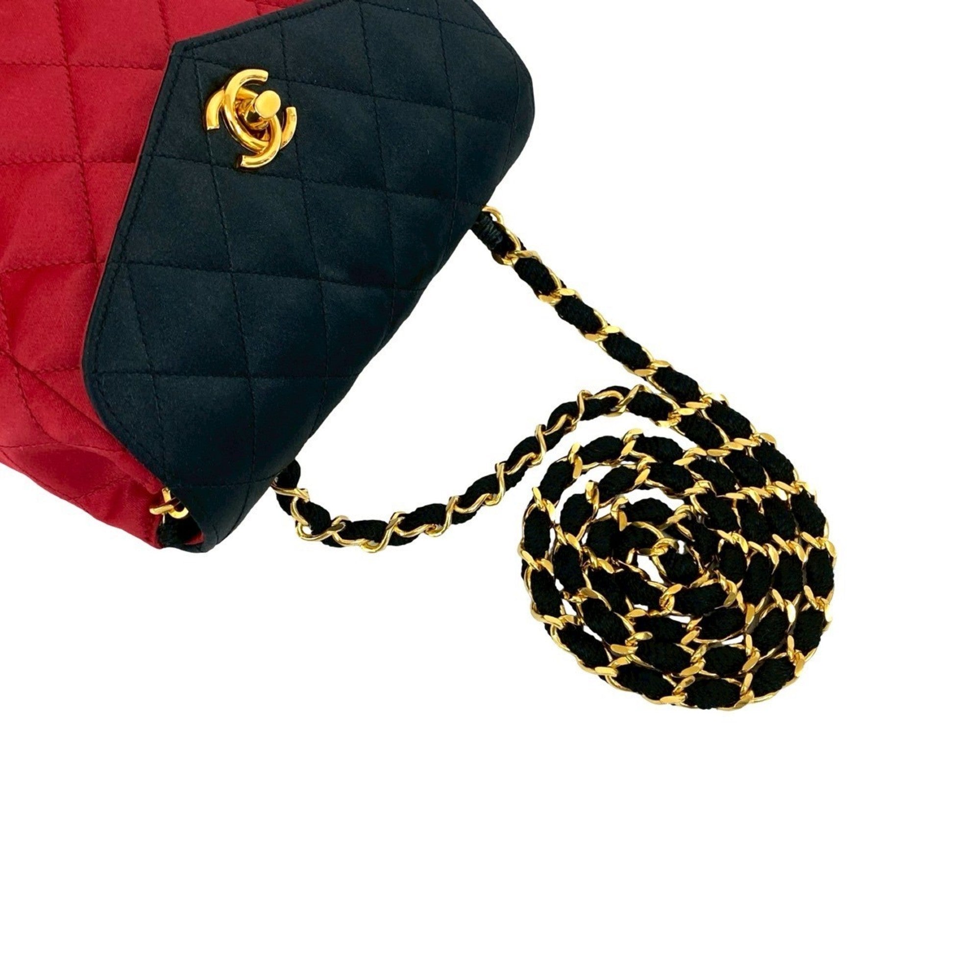 Chanel Black Red Color Satin Shoulder Bag (Pre-Owned)