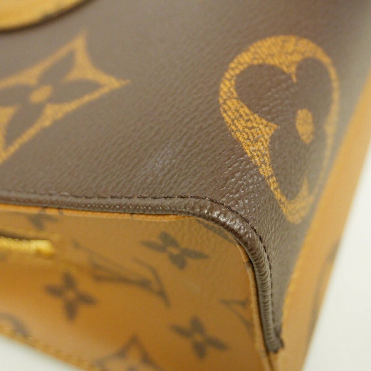 Louis Vuitton Brown Handbag (Pre-Owned)