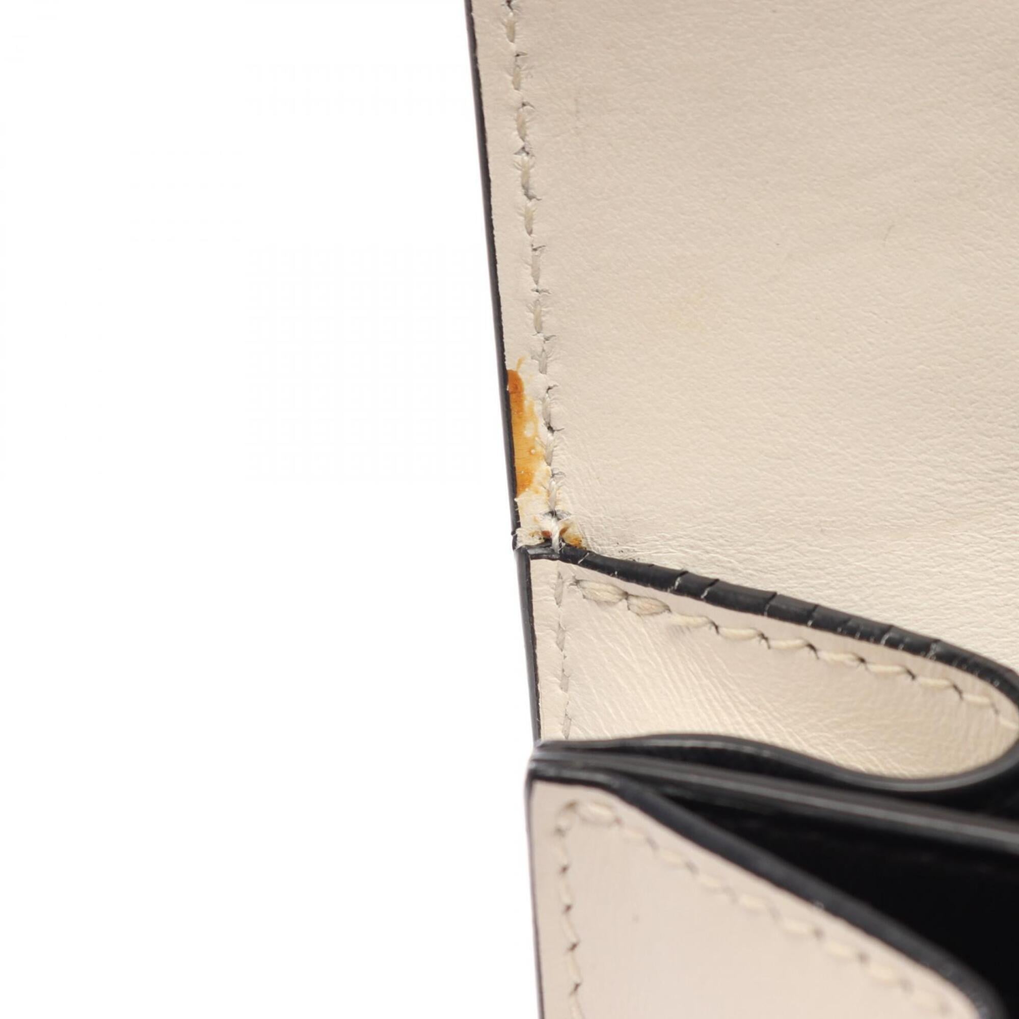Prada White Leather Handbag (Pre-Owned)