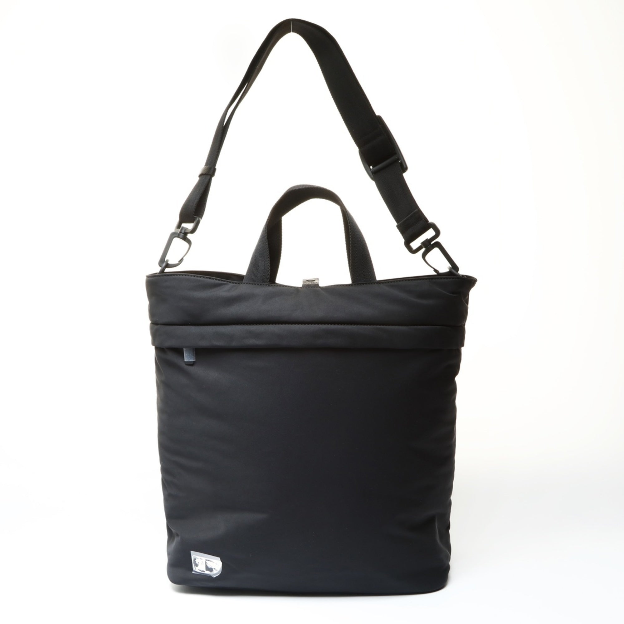 Burberry Black Nylon Shopping Bag Tote Bag (Pre-Owned)