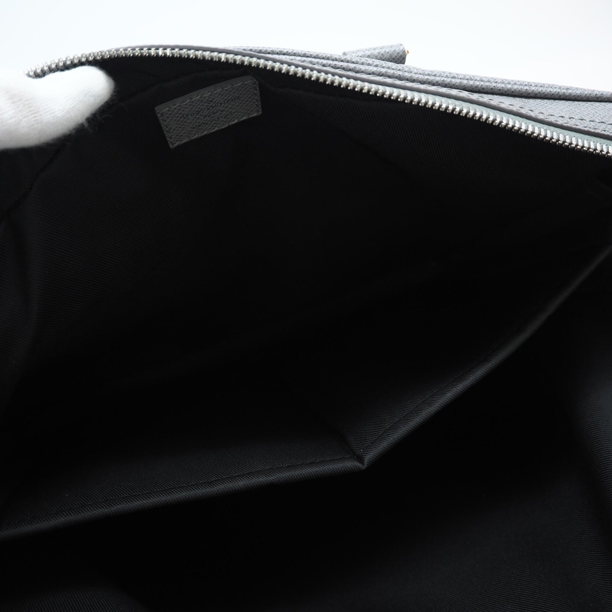 Louis Vuitton Gray Leather Briefcase Handbag (Pre-Owned)