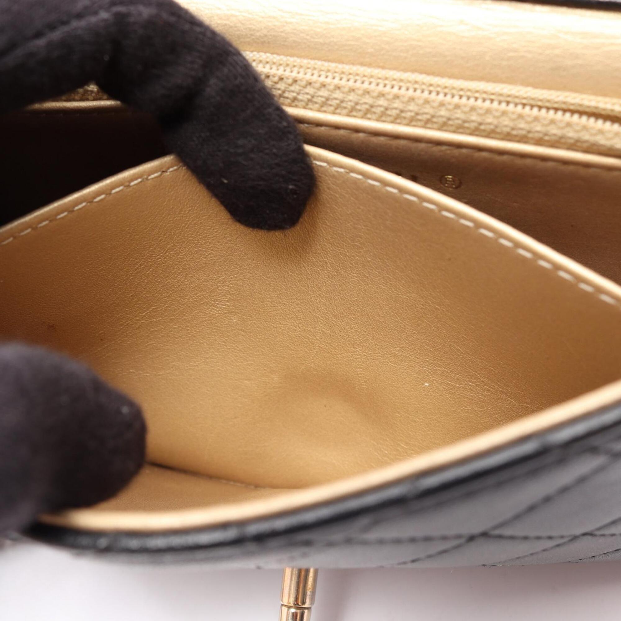 Chanel Black Leather Handbag Shoulder Bag (Pre-Owned)