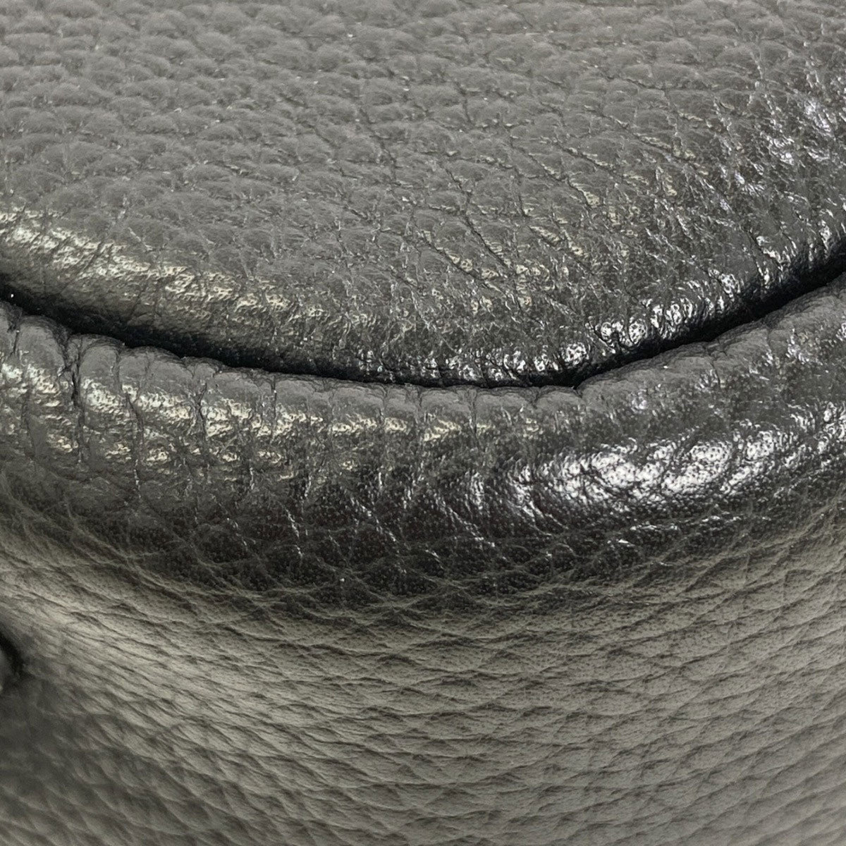 Coach Black Leather Shoulder Bag (Pre-Owned)