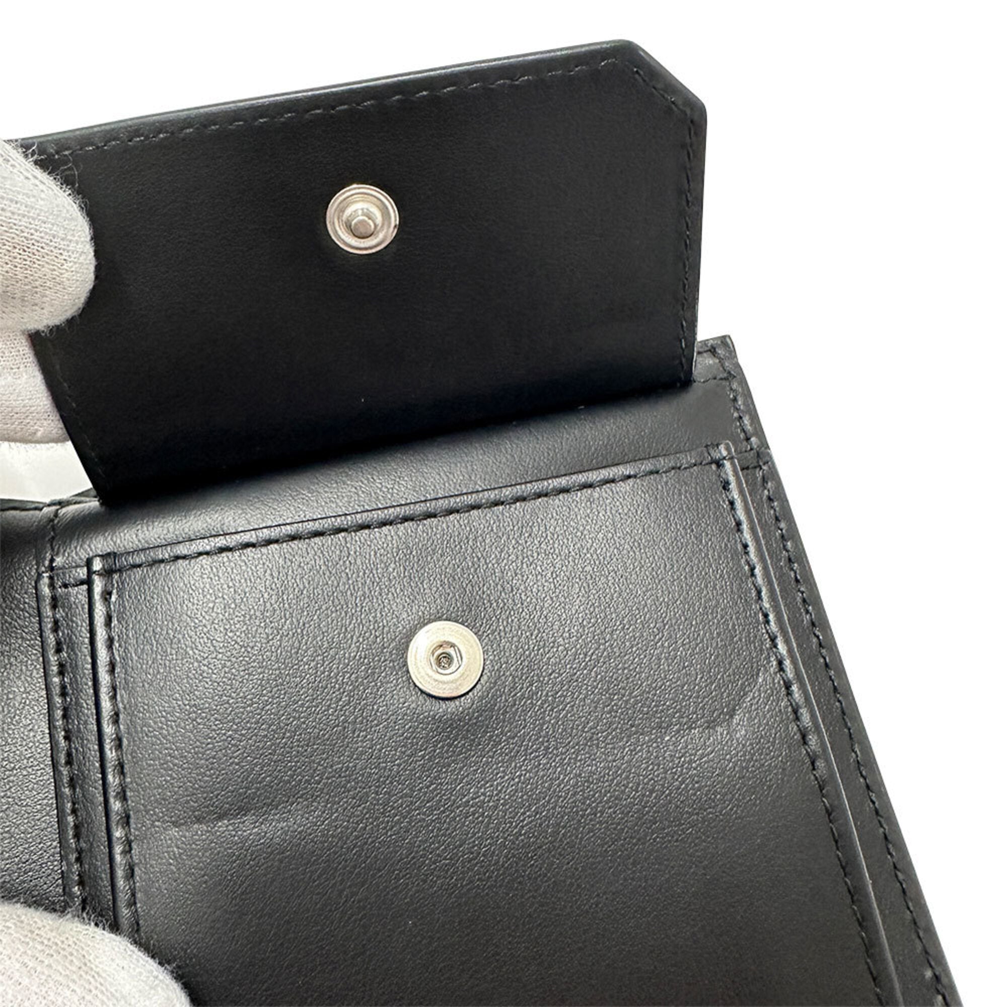 Bottega Veneta Black Leather Wallet (Bi-Fold) (Pre-Owned)