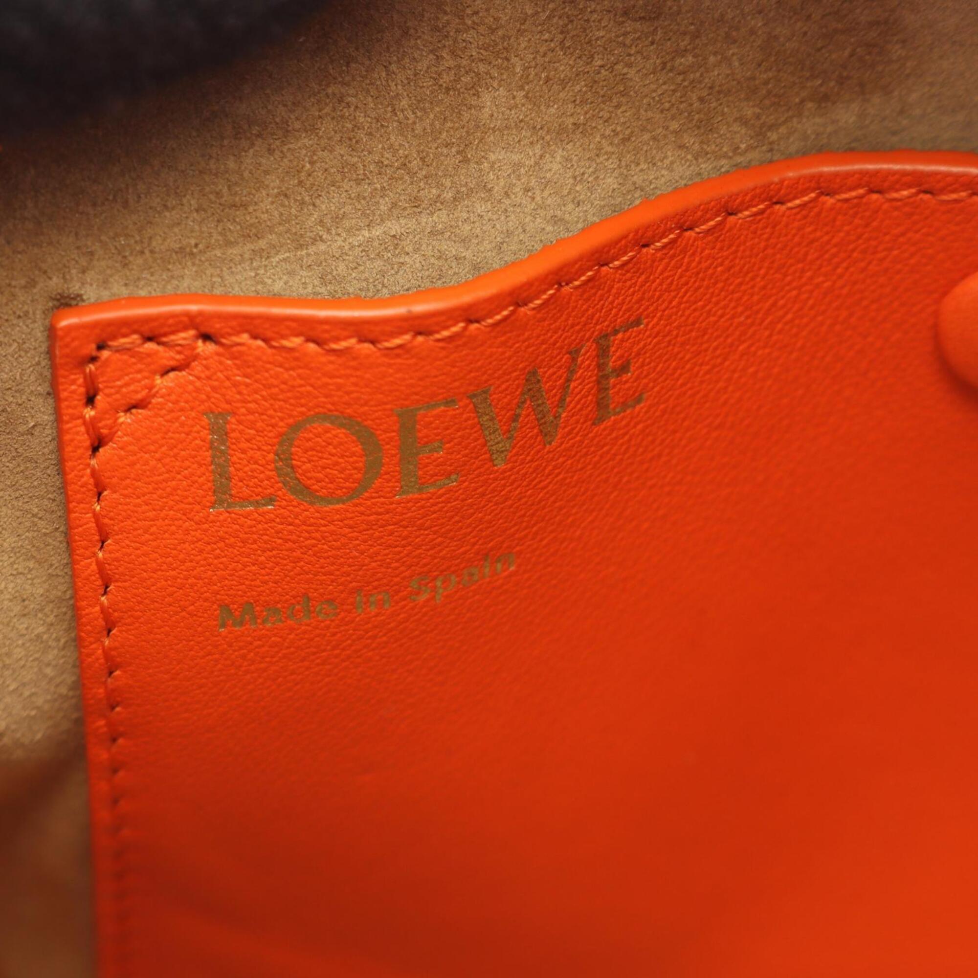 Loewe Orange Leather Handbag (Pre-Owned)