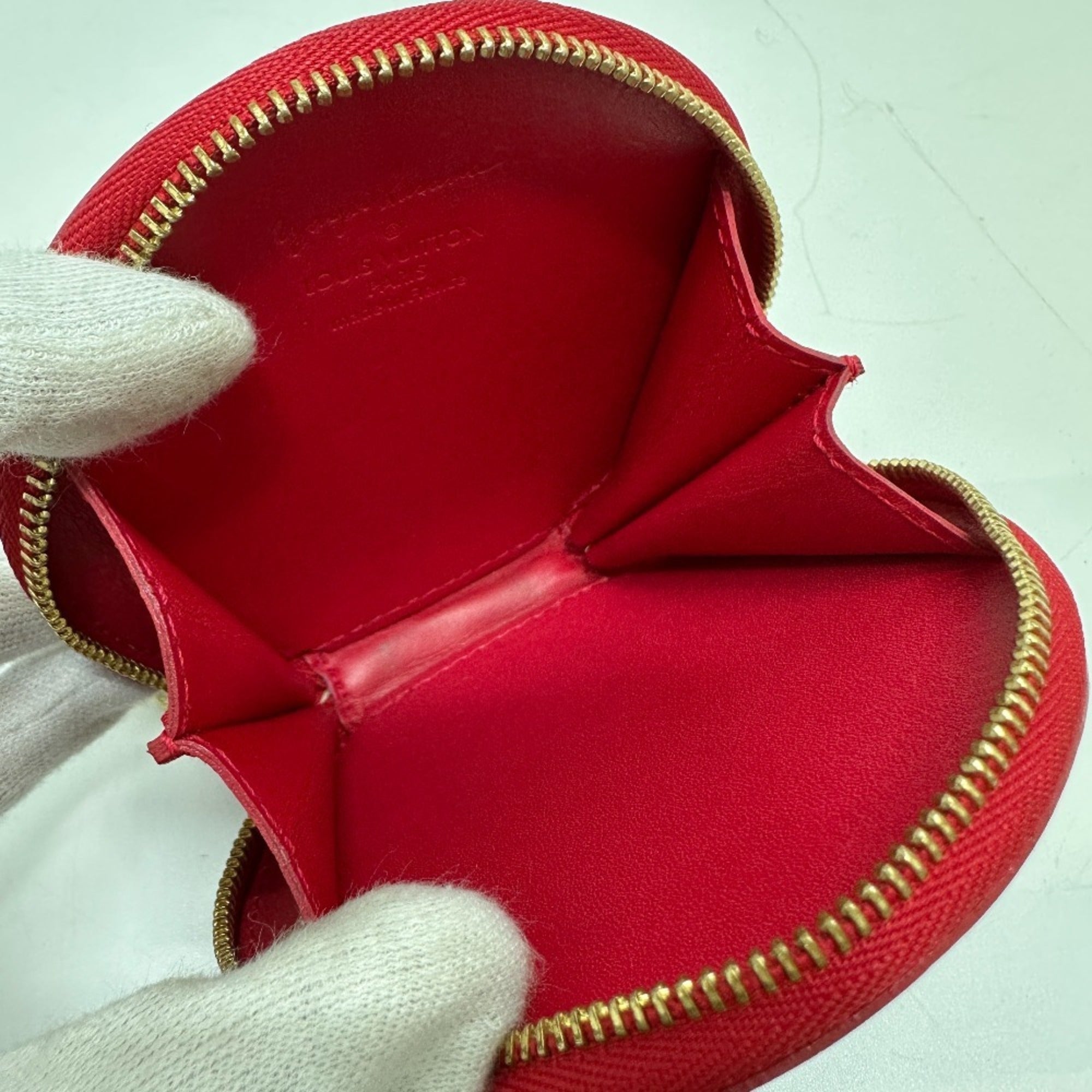 Louis Vuitton Monogram Vernis Red Color White Monogram Vernis Coin Purse/Coin Case (Pre-Owned)