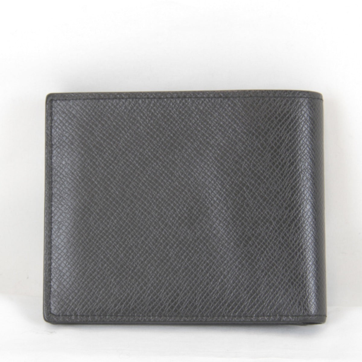 Louis Vuitton Taiga Black Taiga Leather Wallet (Bi-Fold) (Pre-Owned)