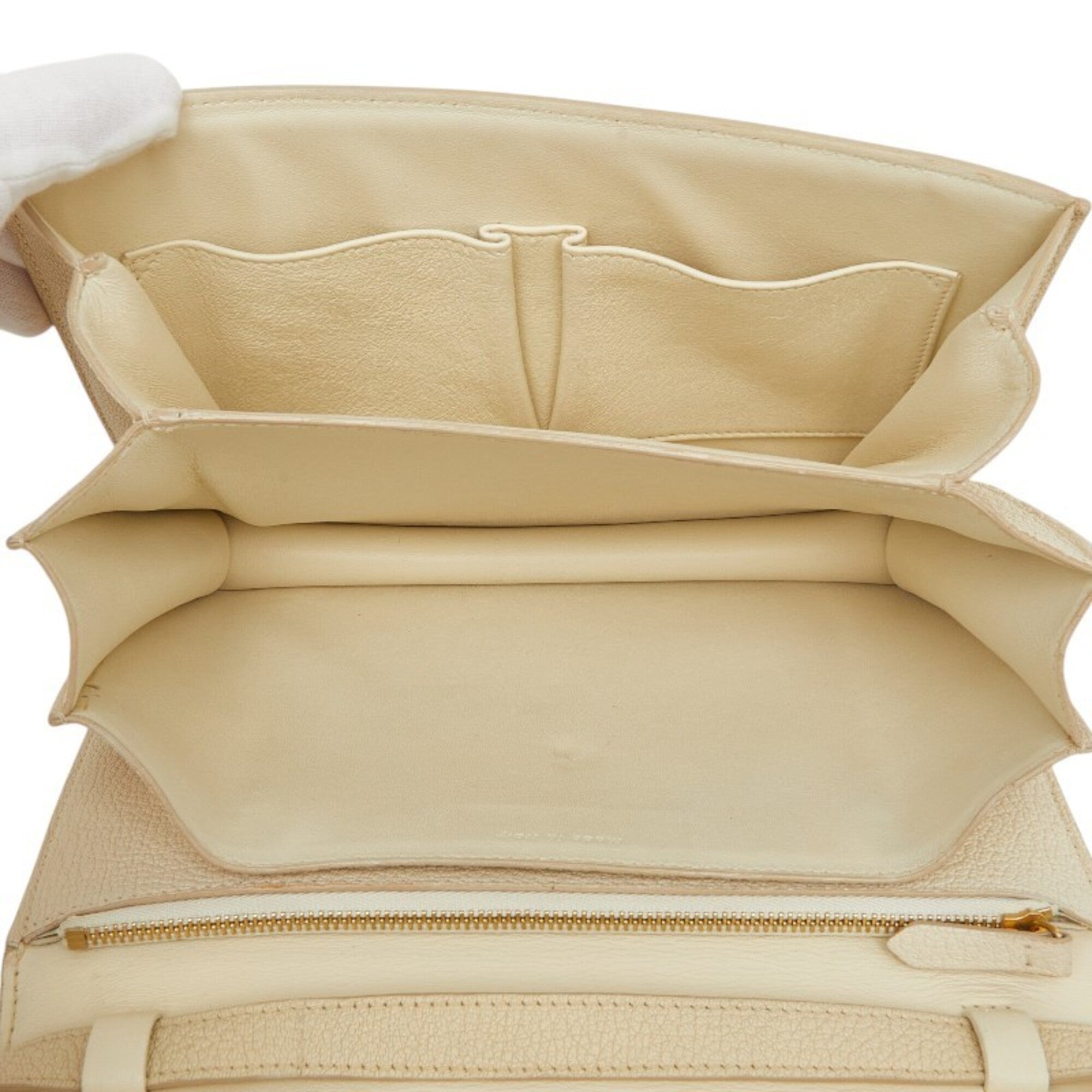 Celine Ivory Leather Shoulder Bag (Pre-Owned)