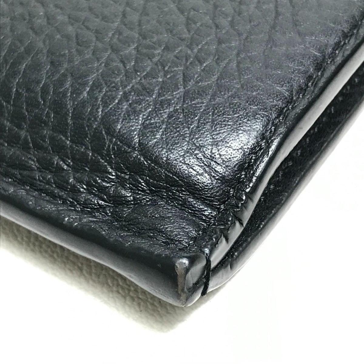 Louis Vuitton Black Noir Leather Clutch Bag Pochette (Pre-Owned)
