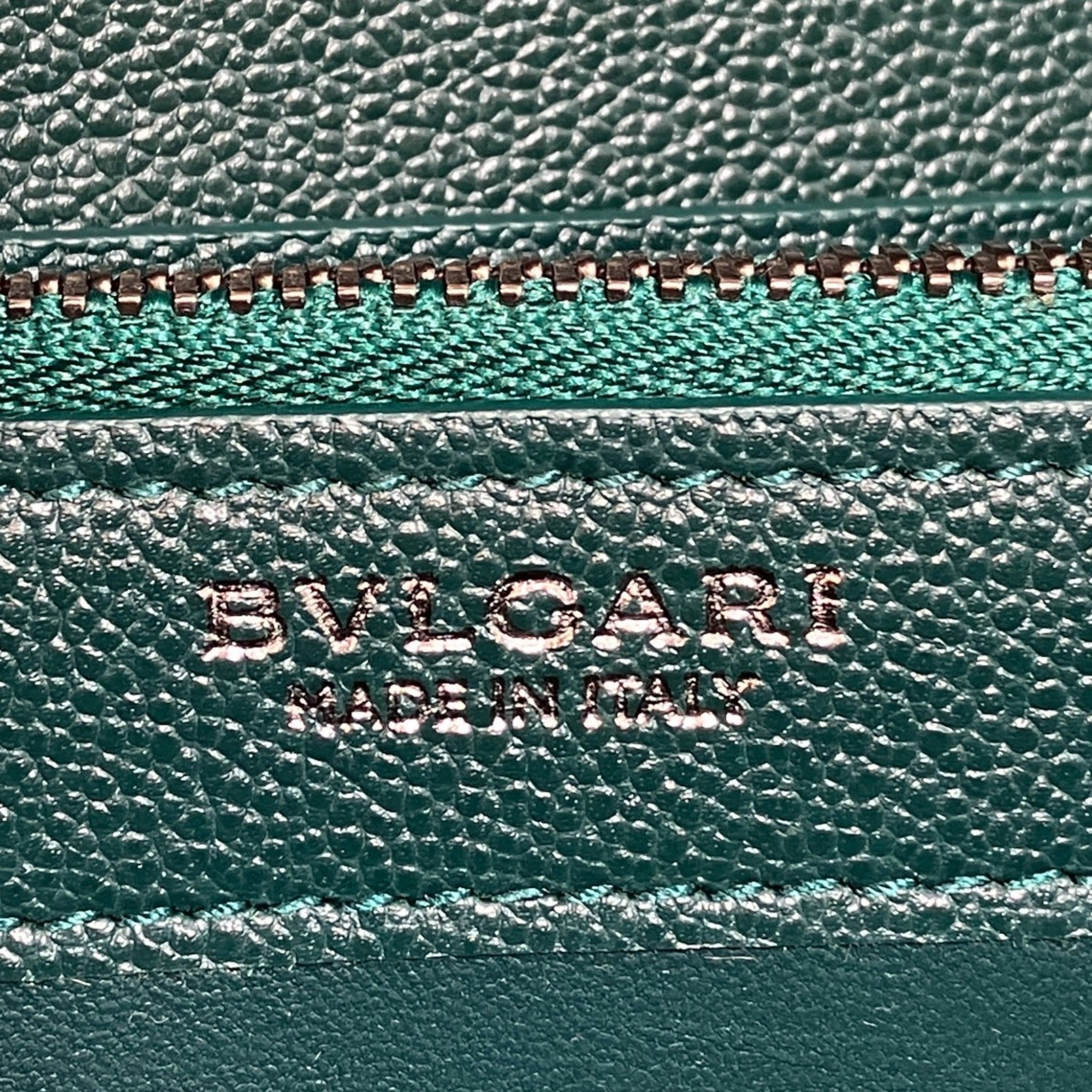 Bvlgari Black Leather Long Wallet (Bi-Fold) (Pre-Owned)