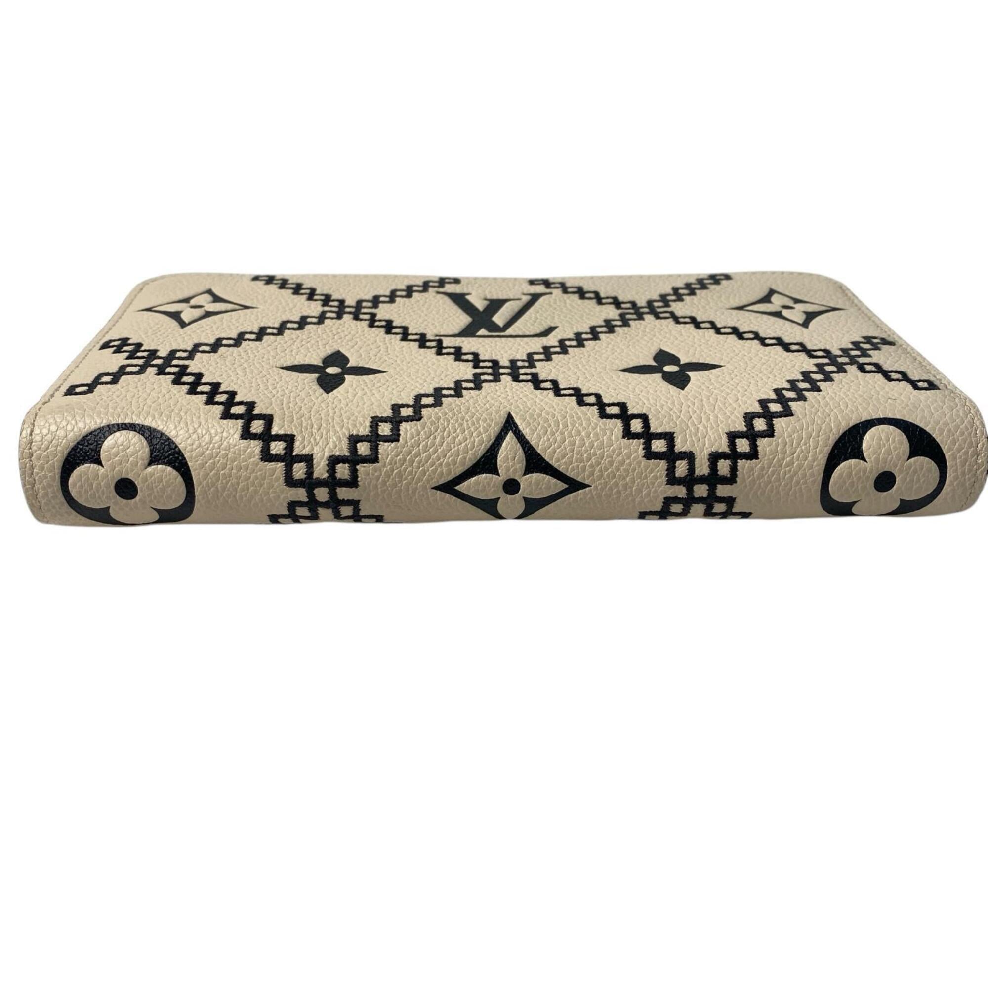 Louis Vuitton Cream Leather Long Wallet (Bi-Fold) (Pre-Owned)