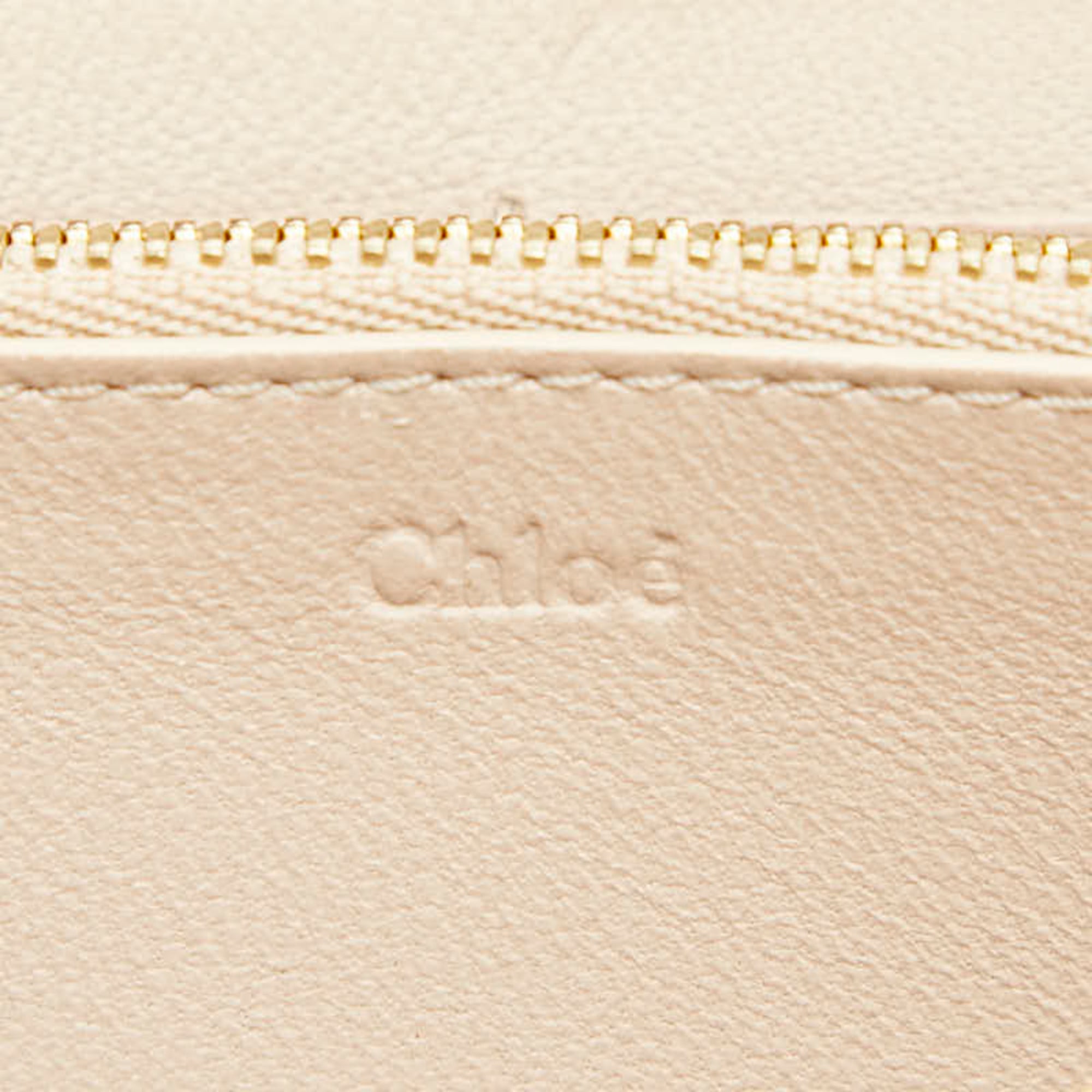Chloé