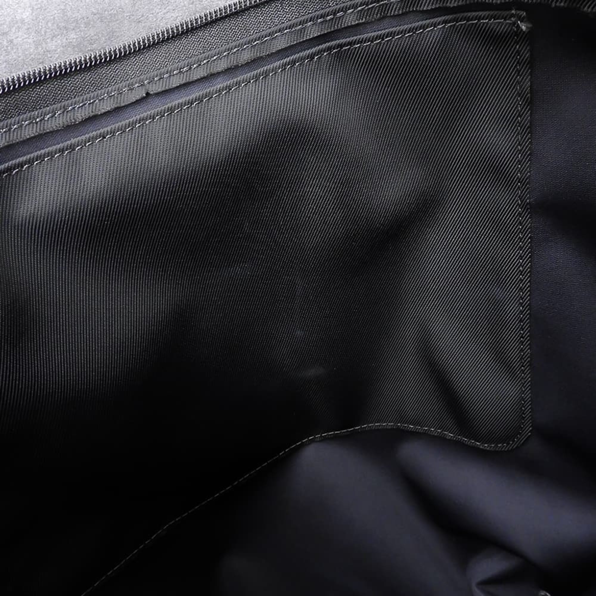 Longchamp Black Nylon Handbag Shoulder Bag (Pre-Owned)
