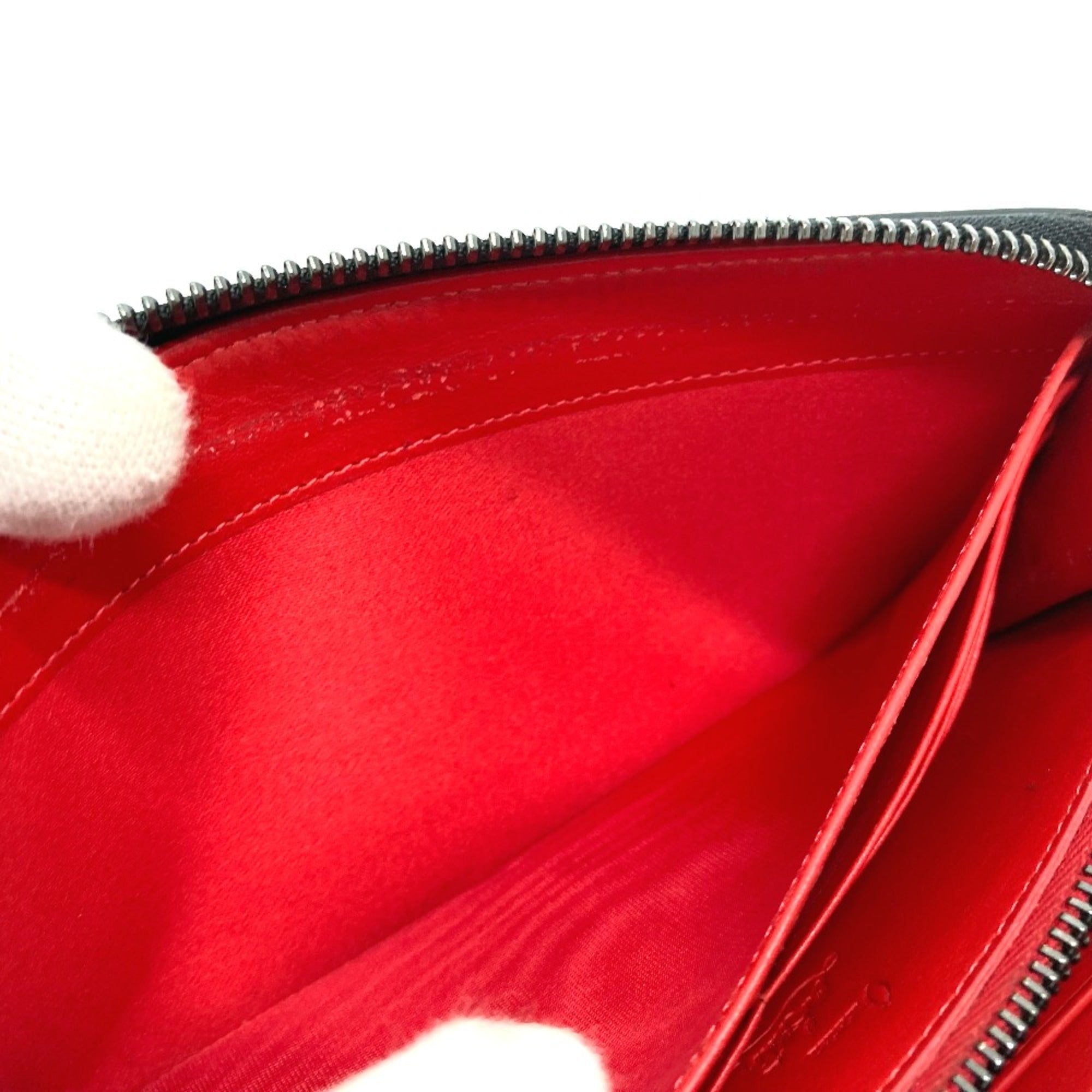 Christian Louboutin Black Leather Long Wallet (Bi-Fold) (Pre-Owned)