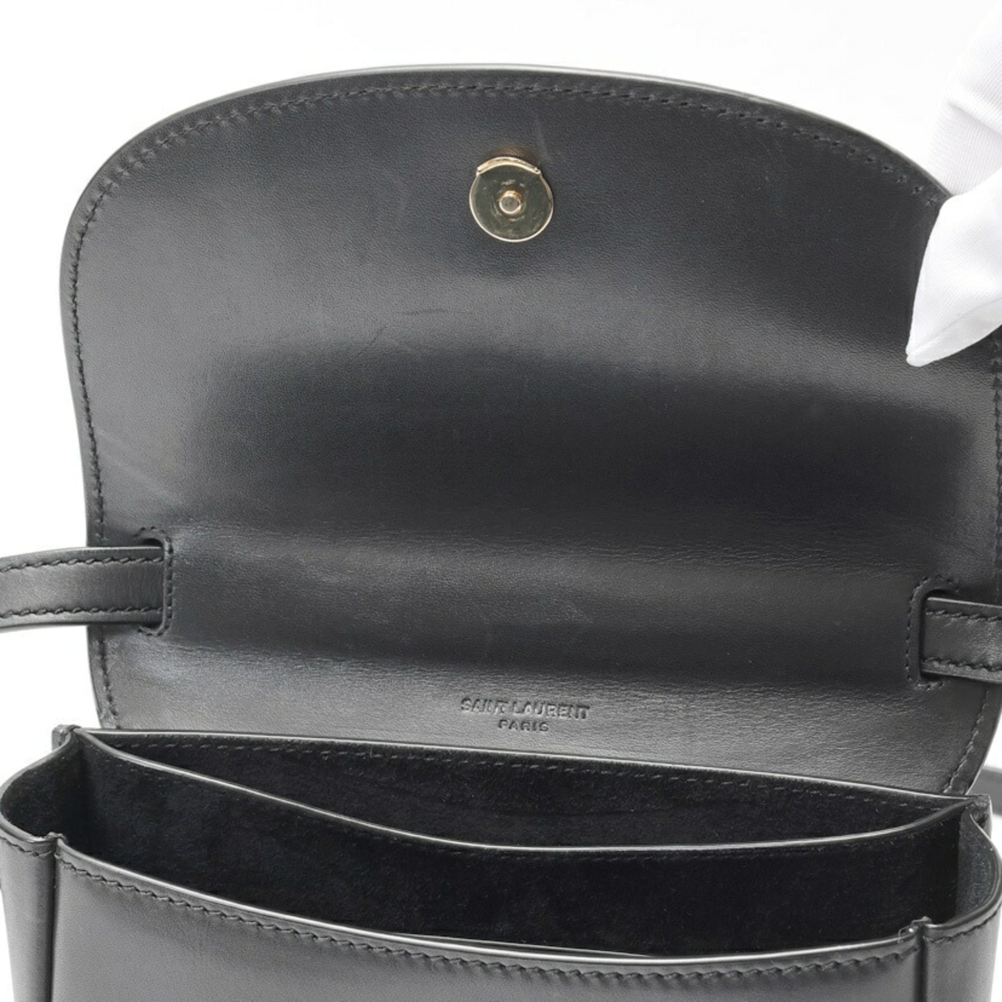 Saint Laurent Black Leather Shoulder Bag (Pre-Owned)