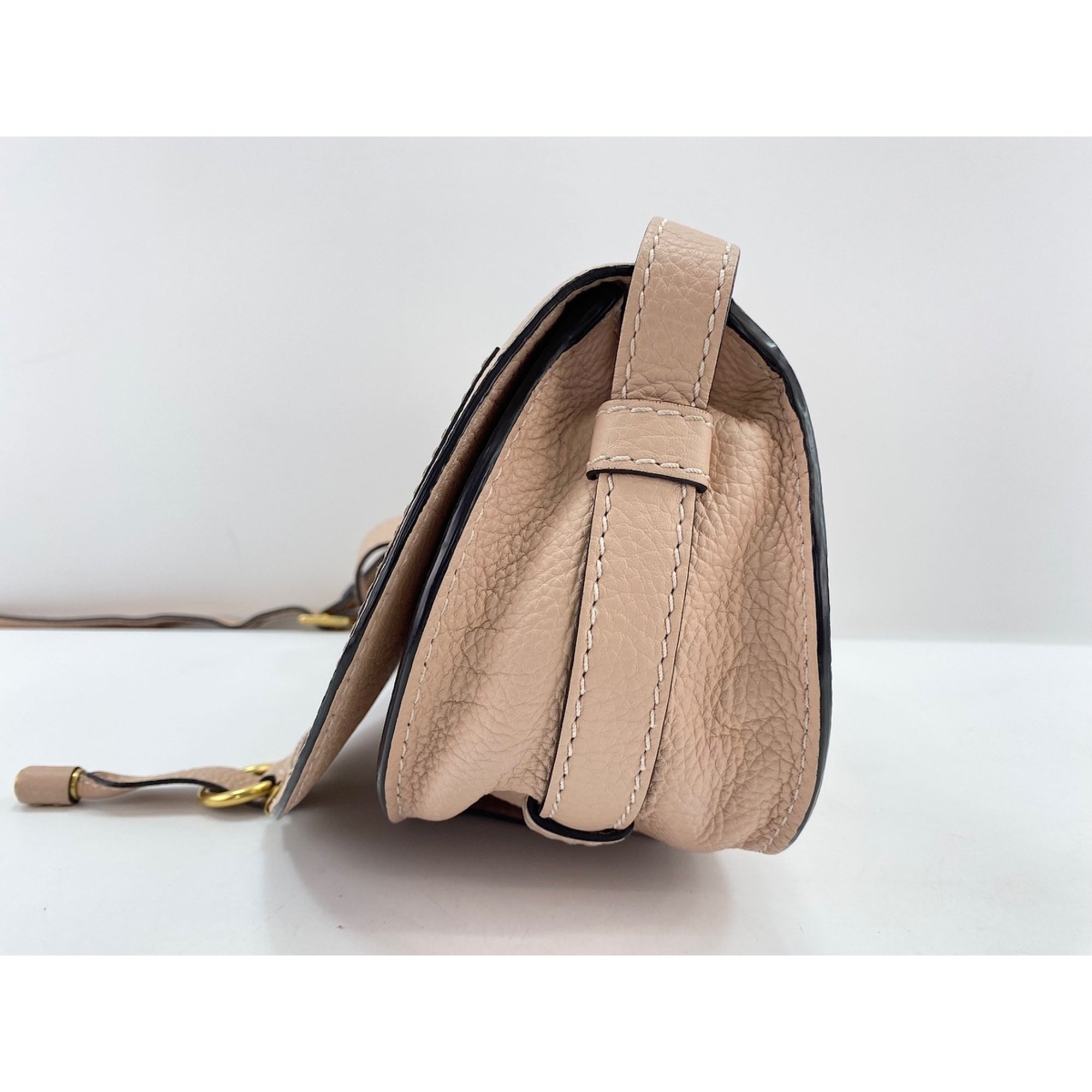 Chloé Pink Shoulder Bag (Pre-Owned)
