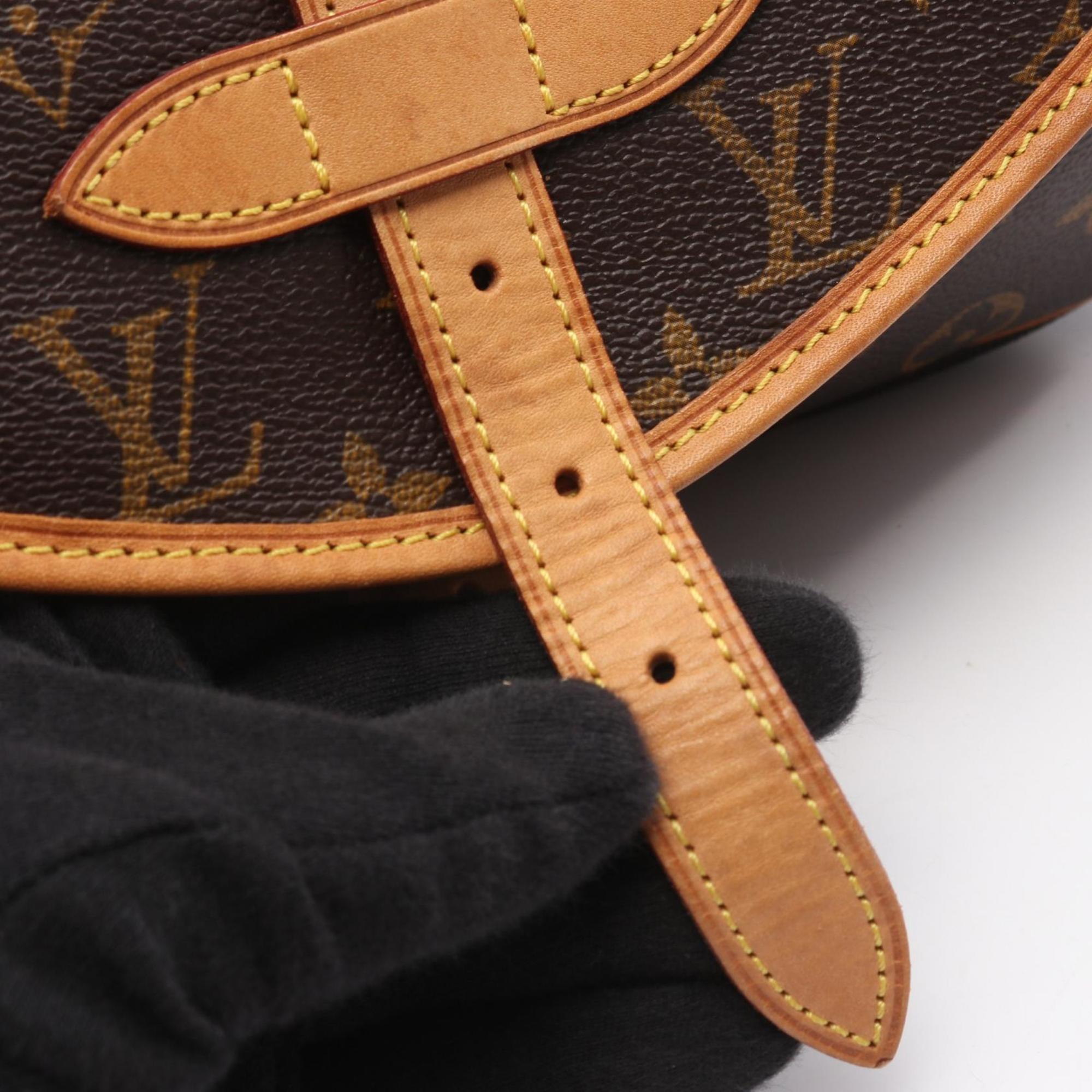 Louis Vuitton Brown Monogram Monogram Shoulder Bag (Pre-Owned)