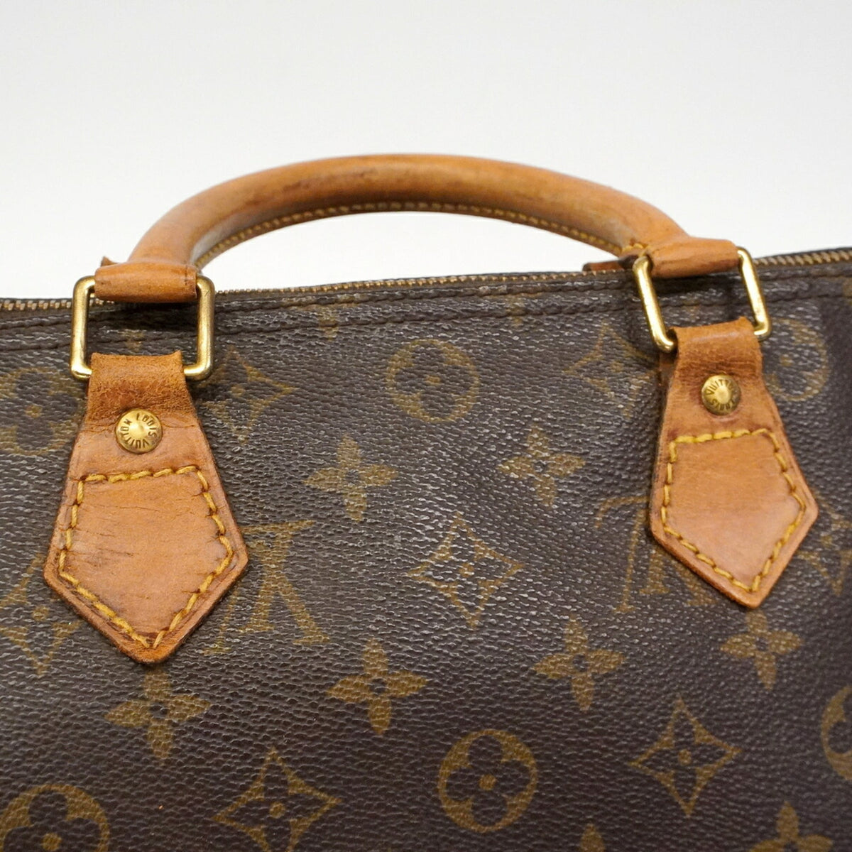 Louis Vuitton Brown Handbag (Pre-Owned)