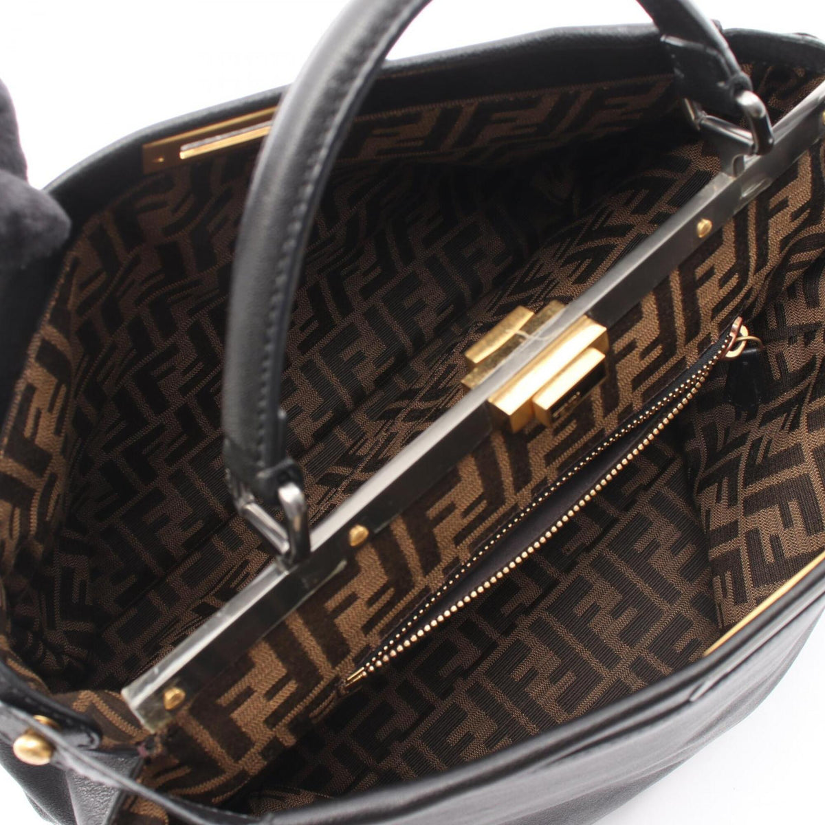 Fendi Black Leather Handbag (Pre-Owned)