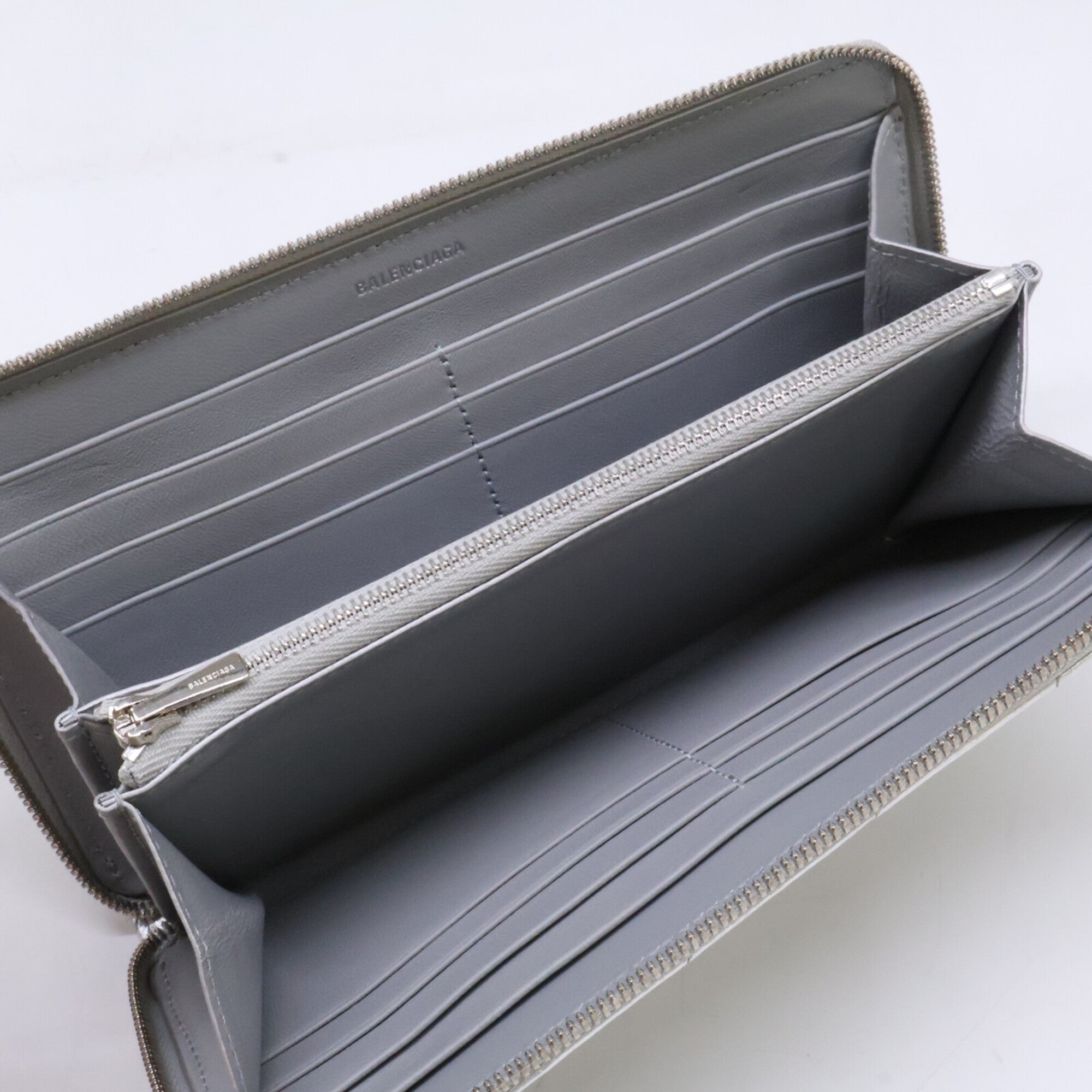 Balenciaga Silver Leather Long Wallet (Bi-Fold) (Pre-Owned)