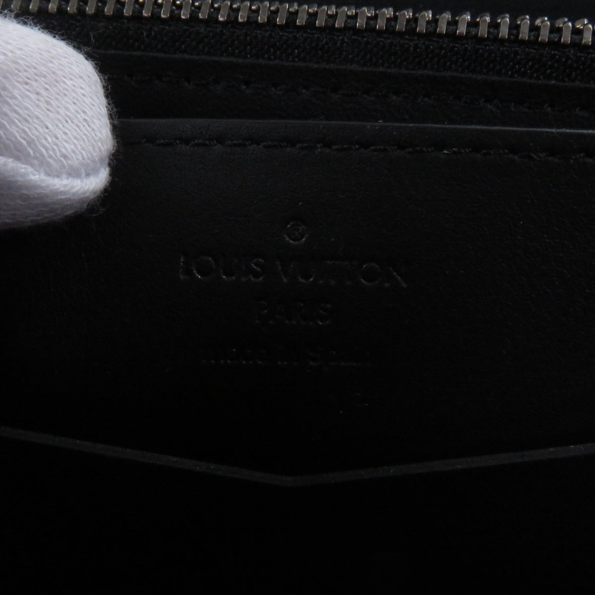 Louis Vuitton Damier Infini Black Leather Long Wallet (Bi-Fold) (Pre-Owned)