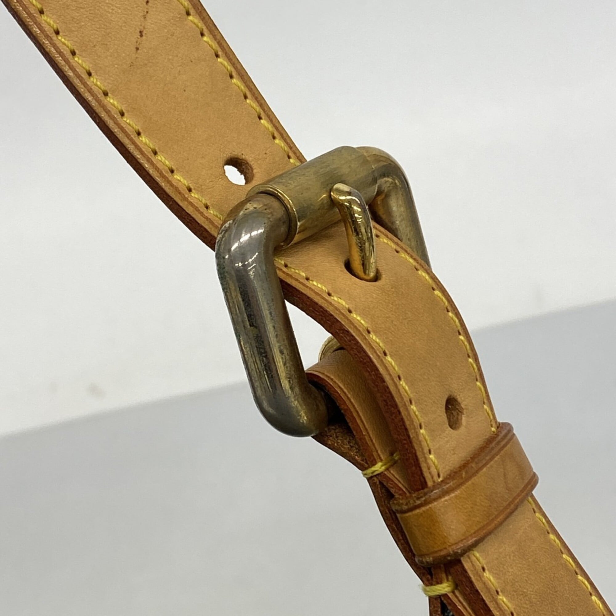 Louis Vuitton Blue Shoulder Bag (Pre-Owned)