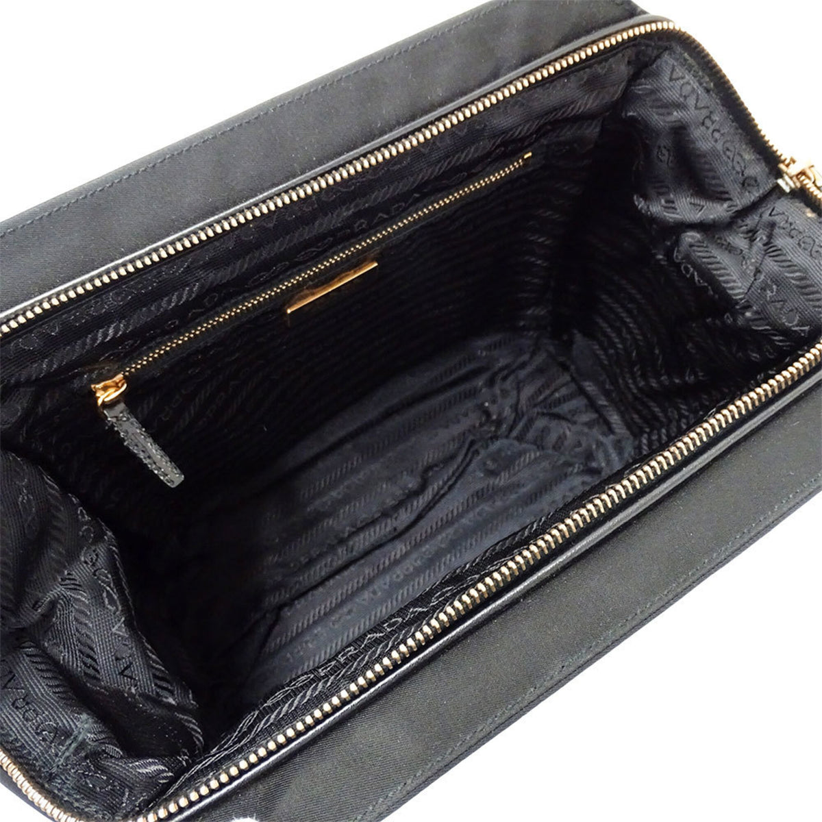 Prada Black Nylon Handbag (Pre-Owned)