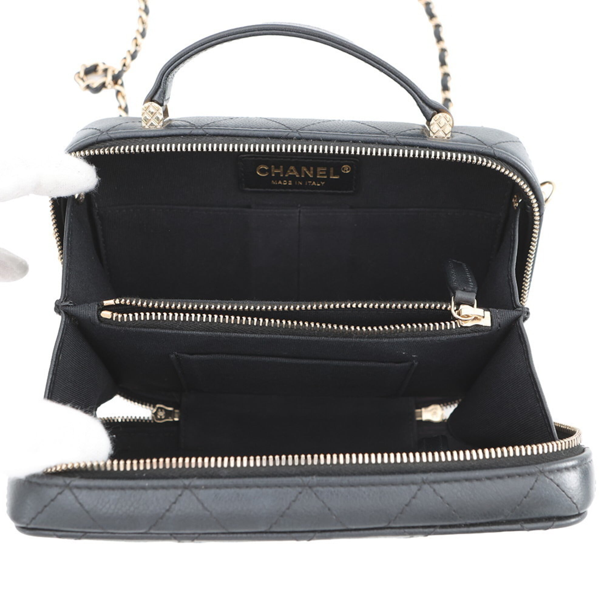Chanel Matelasse Black Grained Calfskin Handbag Shoulder Bag (Pre-Owned)