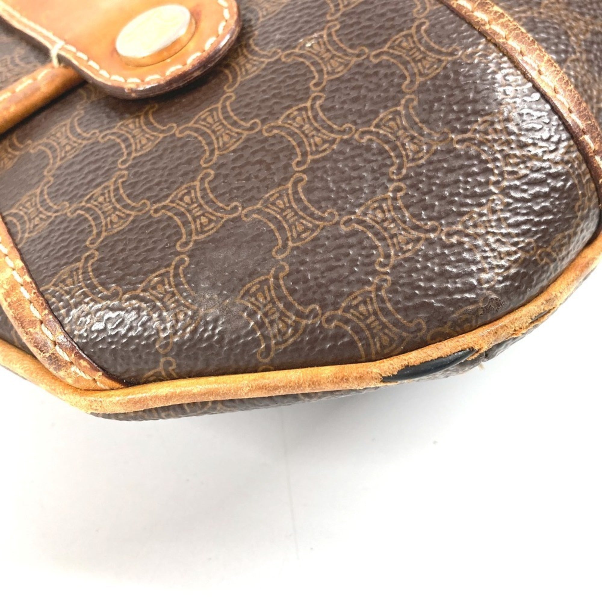 Celine Brown Leather Shoulder Bag (Pre-Owned)