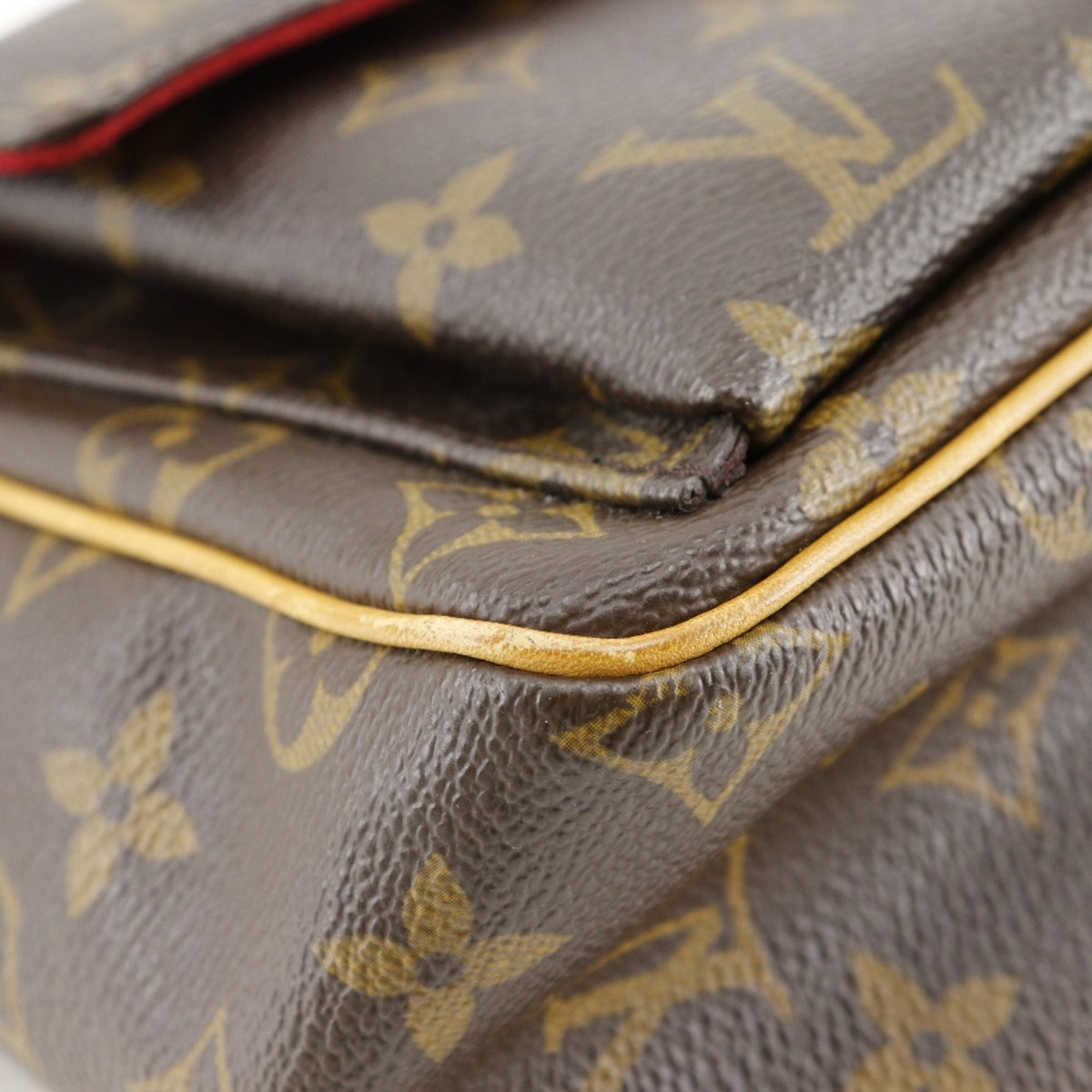 Louis Vuitton Brown Monogram Monogram Shoulder Bag (Pre-Owned)