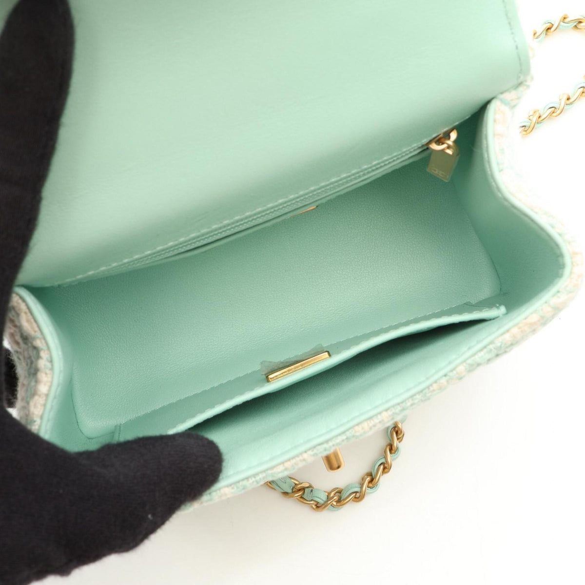 Chanel Green White Fabric Leather Handbag Shoulder Bag (Pre-Owned)