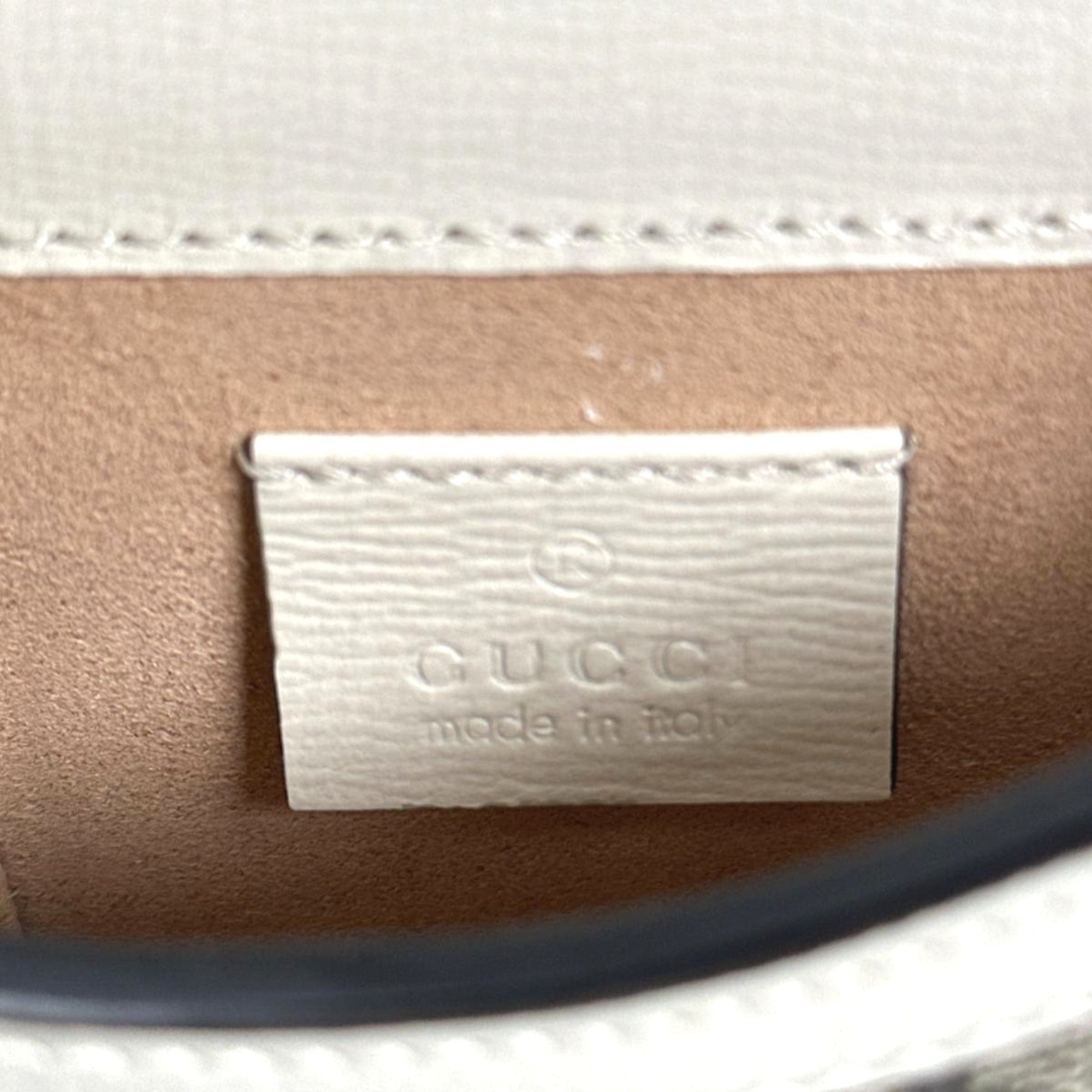 Gucci Beige Gg Canvas Shoulder Bag (Pre-Owned)