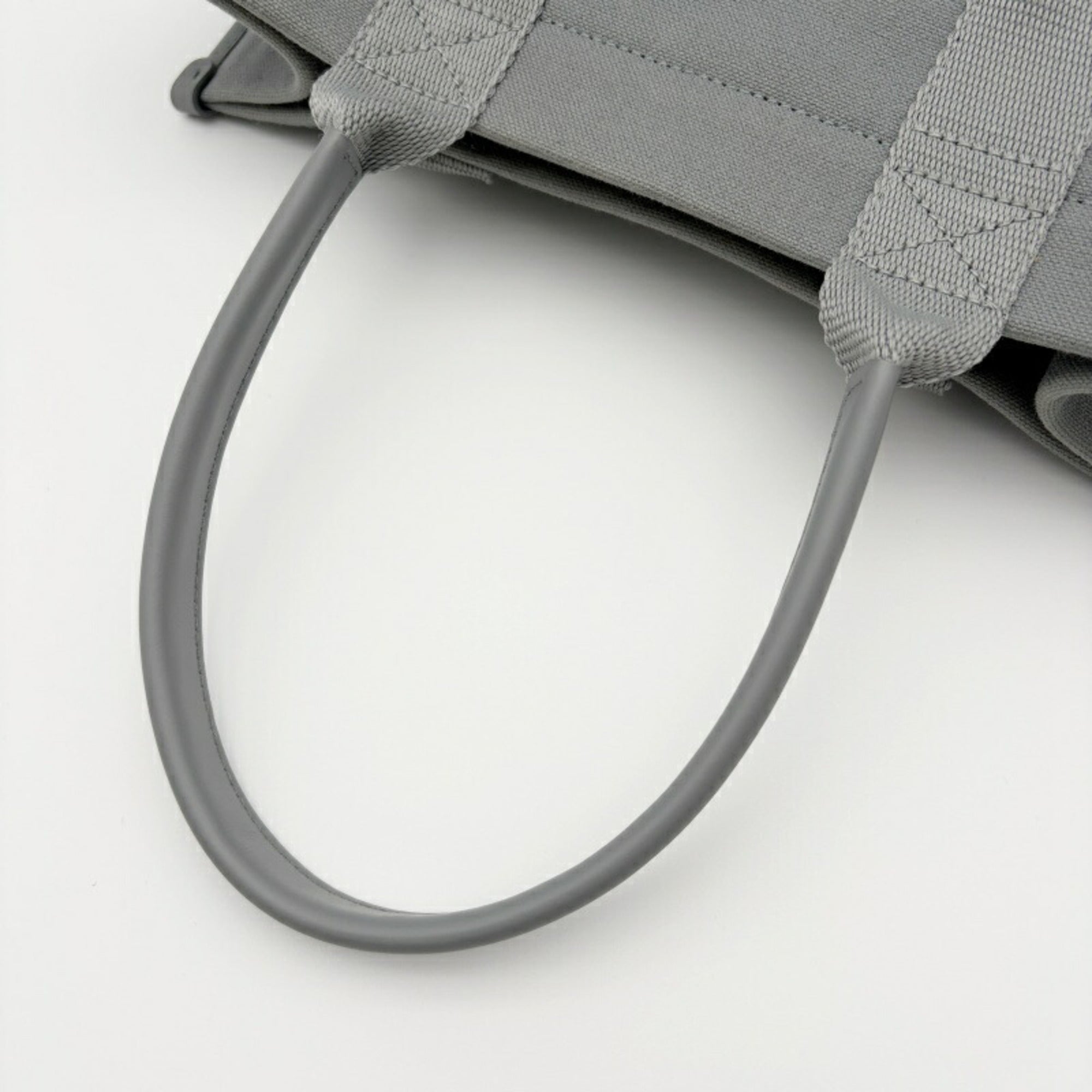 Balenciaga Gray Canvas Leather Tote Bag (Pre-Owned)