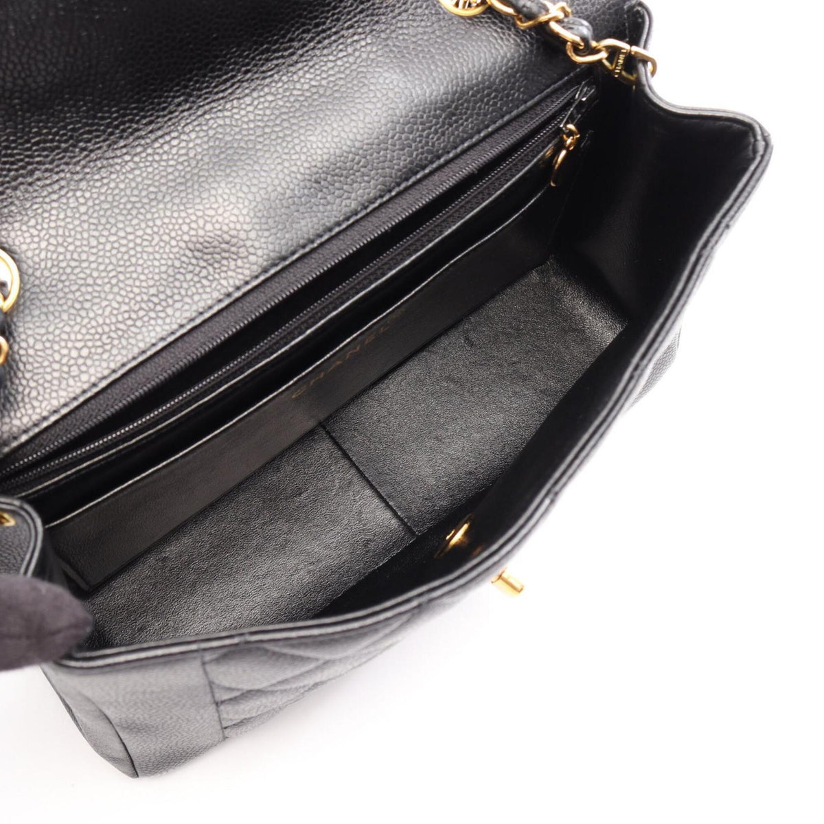 Chanel Black Grained Calfskin Handbag Shoulder Bag (Pre-Owned)