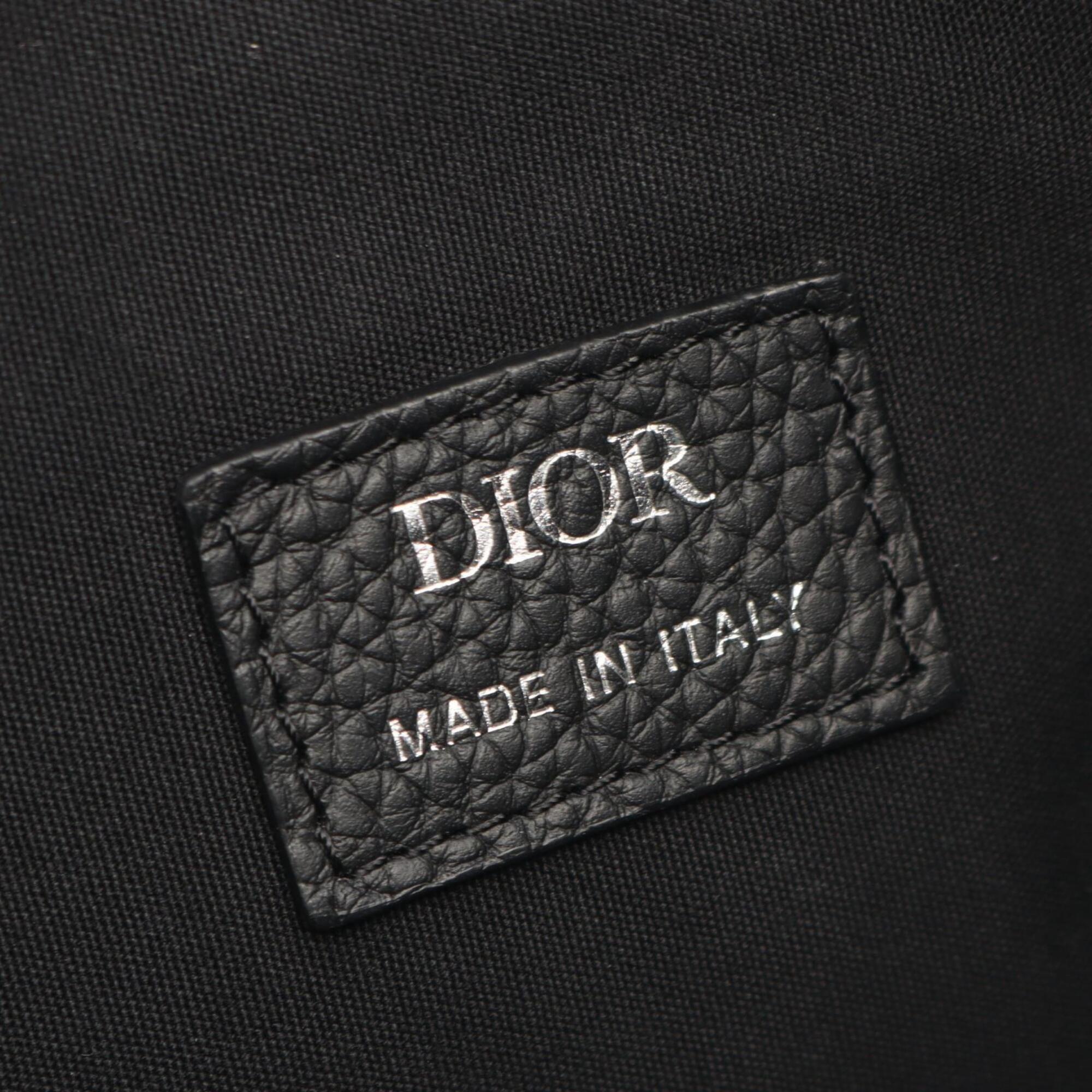 Christian Dior Black Leather Fanny Pack Handbag (Pre-Owned)