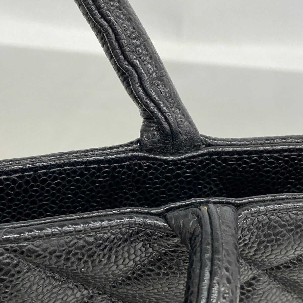 Chanel Black Grained Calfskin Tote Bag (Pre-Owned)