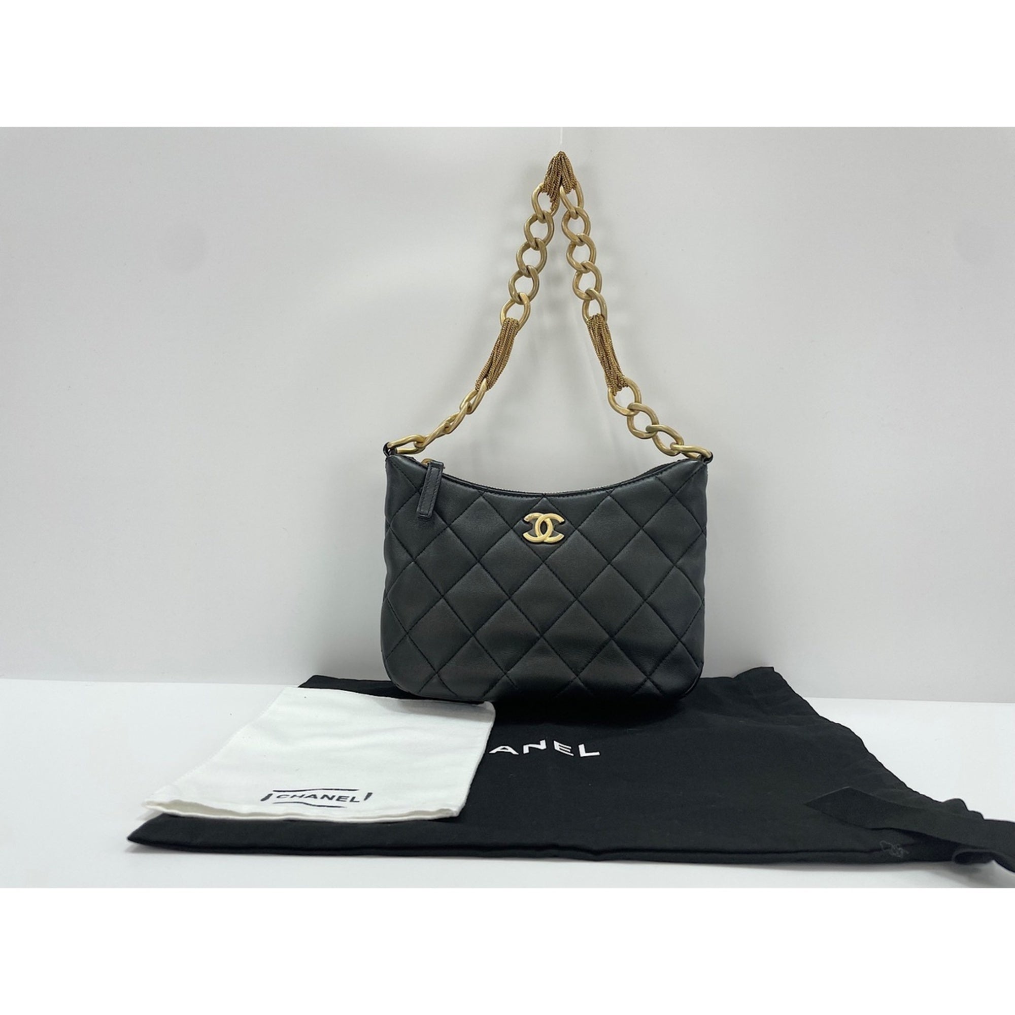 Chanel Matelasse Black Shoulder Bag (Pre-Owned)