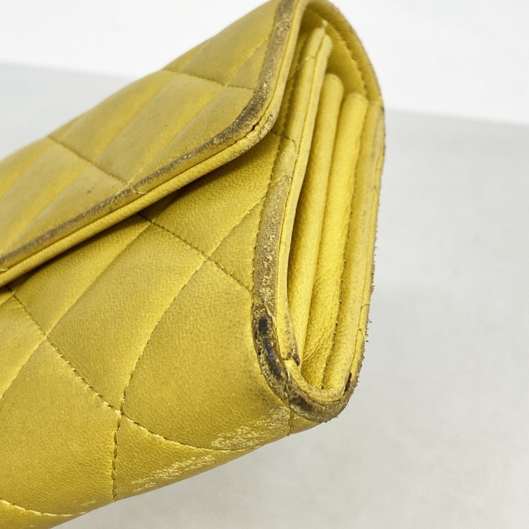 Chanel Yellow Leather Long Wallet (Bi-Fold) (Pre-Owned)