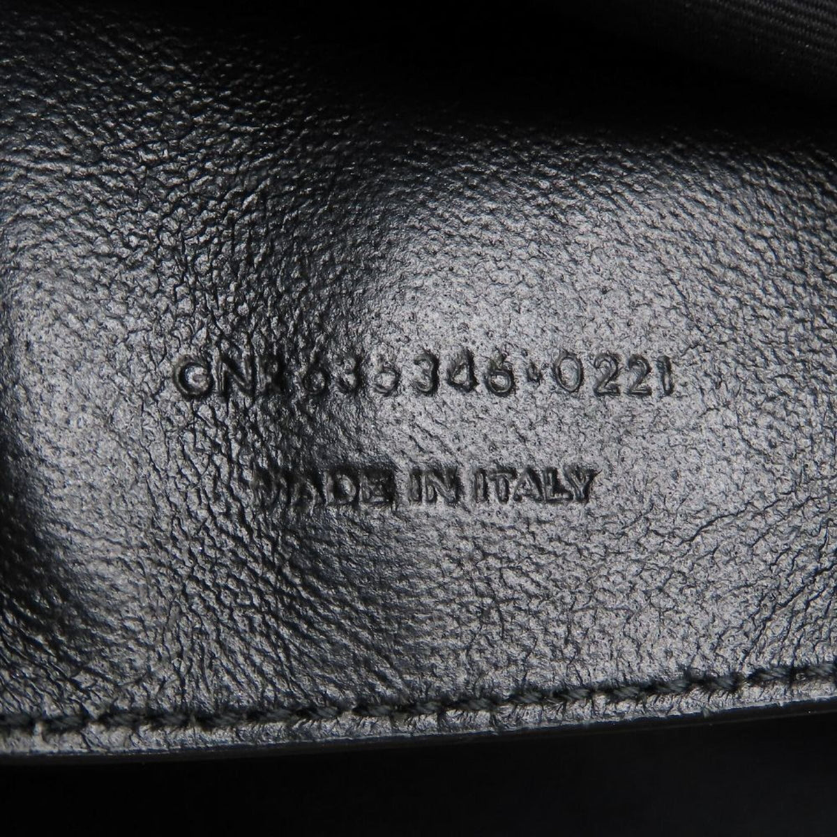 Saint Laurent Gray Handbag (Pre-Owned)